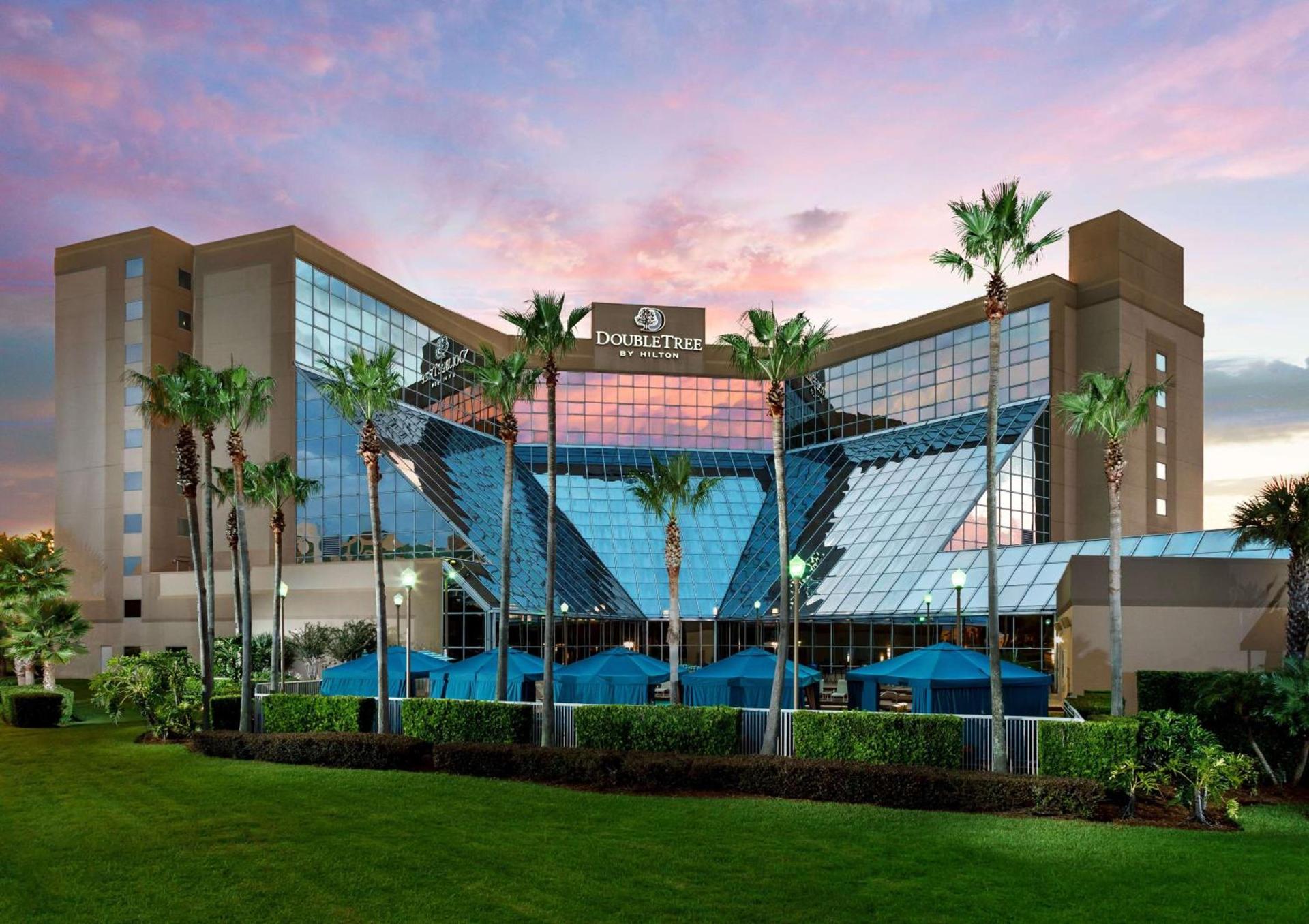 DoubleTree by Hilton Orlando Airport Hotel photo 1