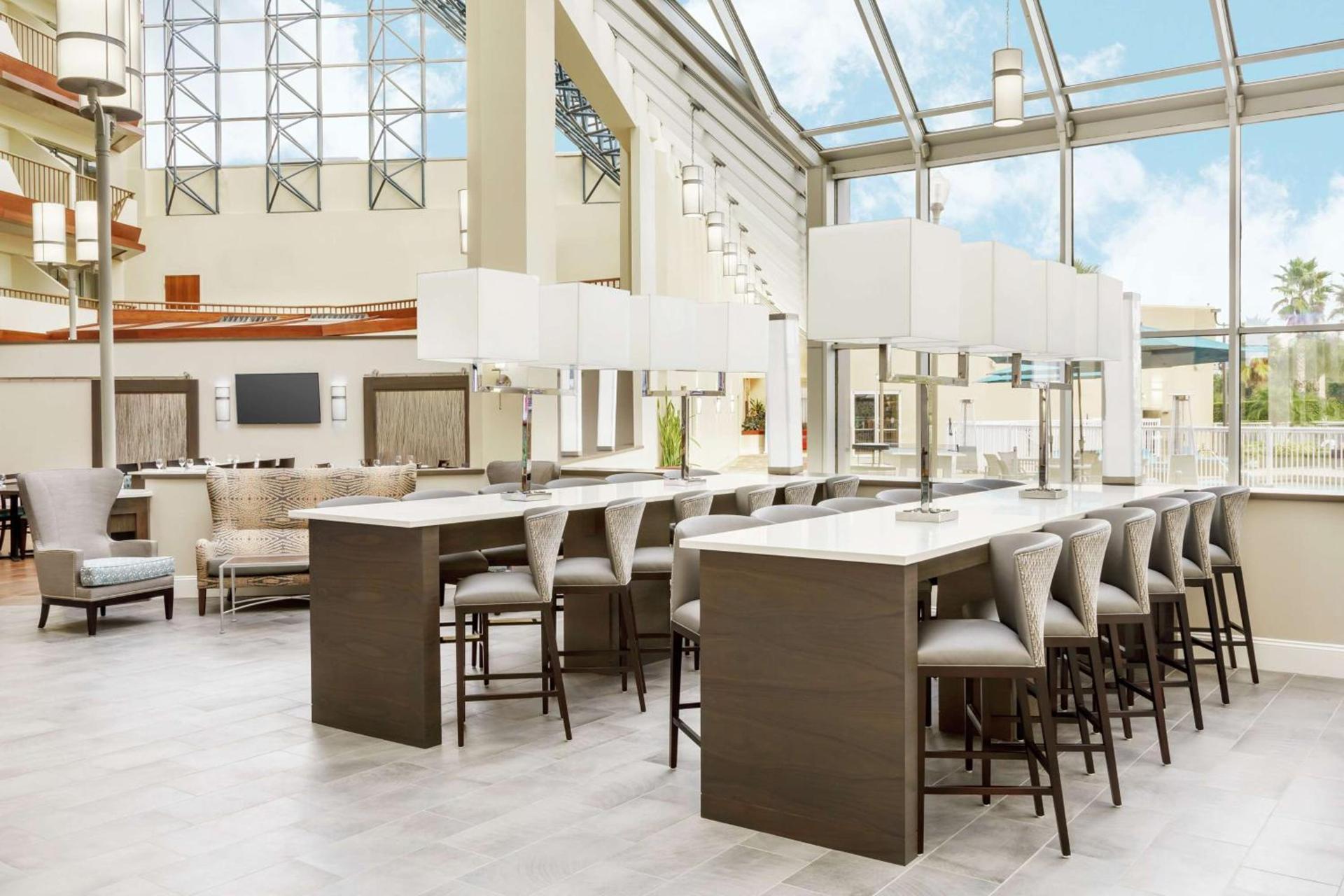 DoubleTree by Hilton Orlando Airport Hotel photo 2