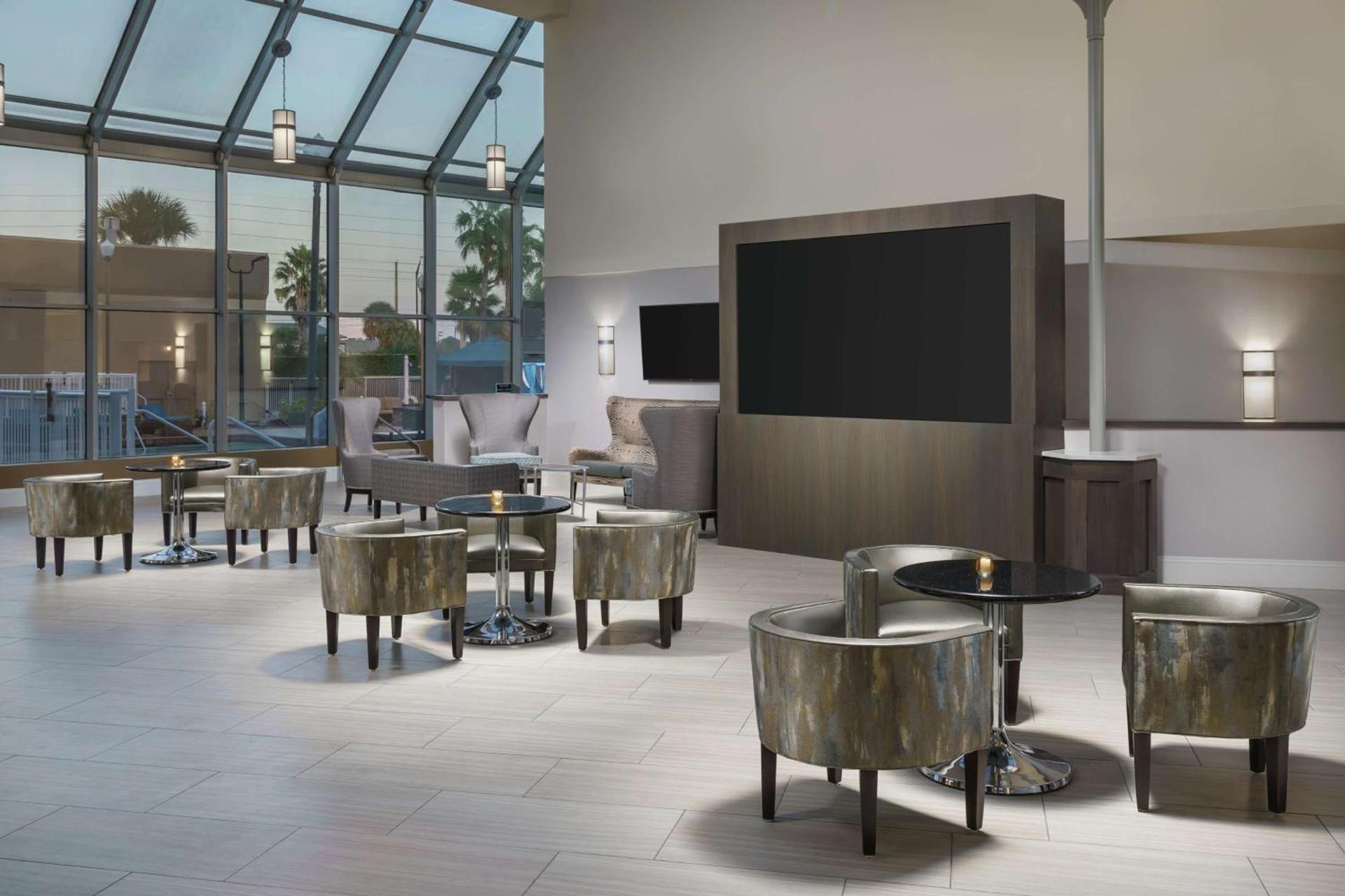 DoubleTree by Hilton Orlando Airport Hotel photo 7