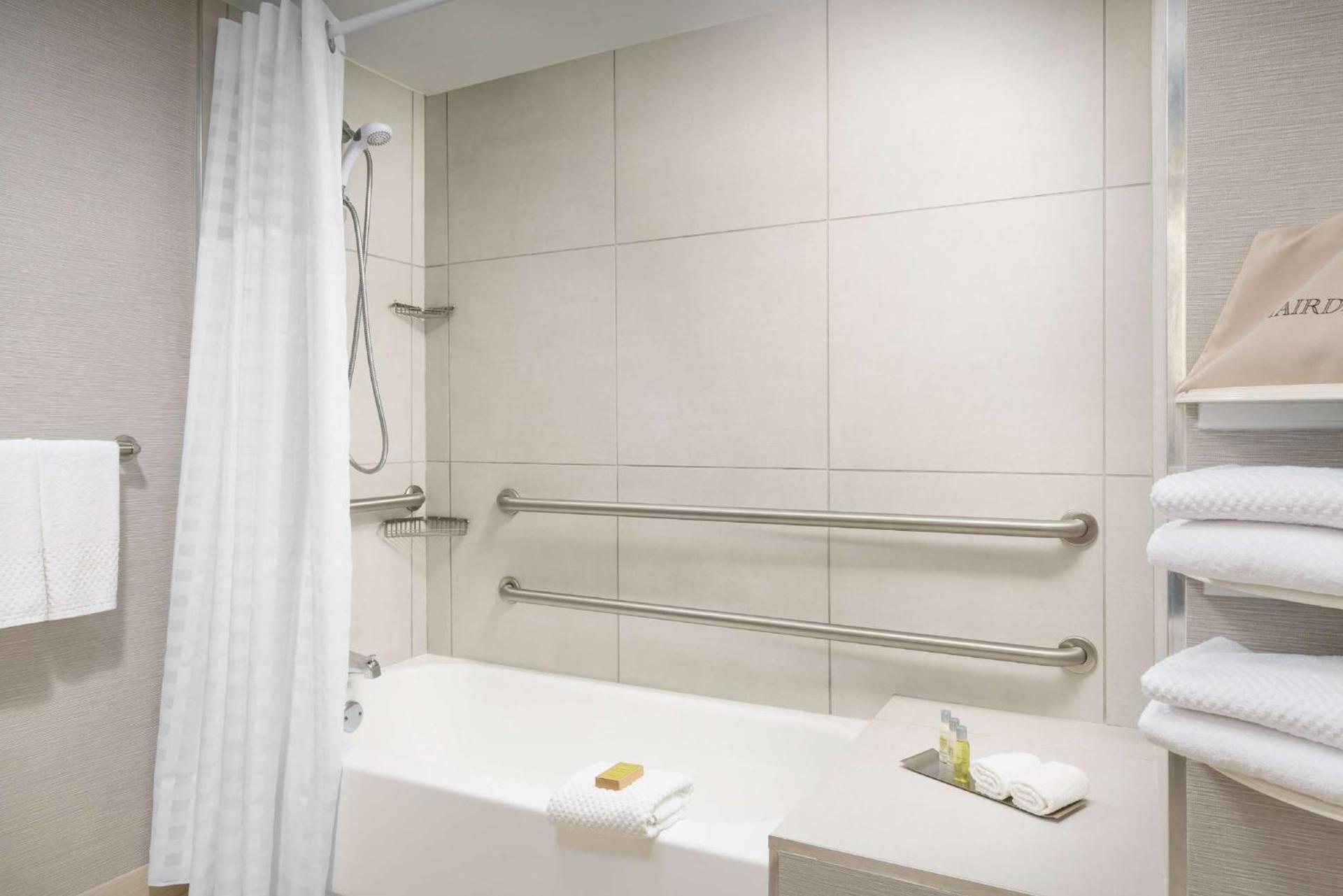 DoubleTree by Hilton Orlando Airport Hotel photo 23
