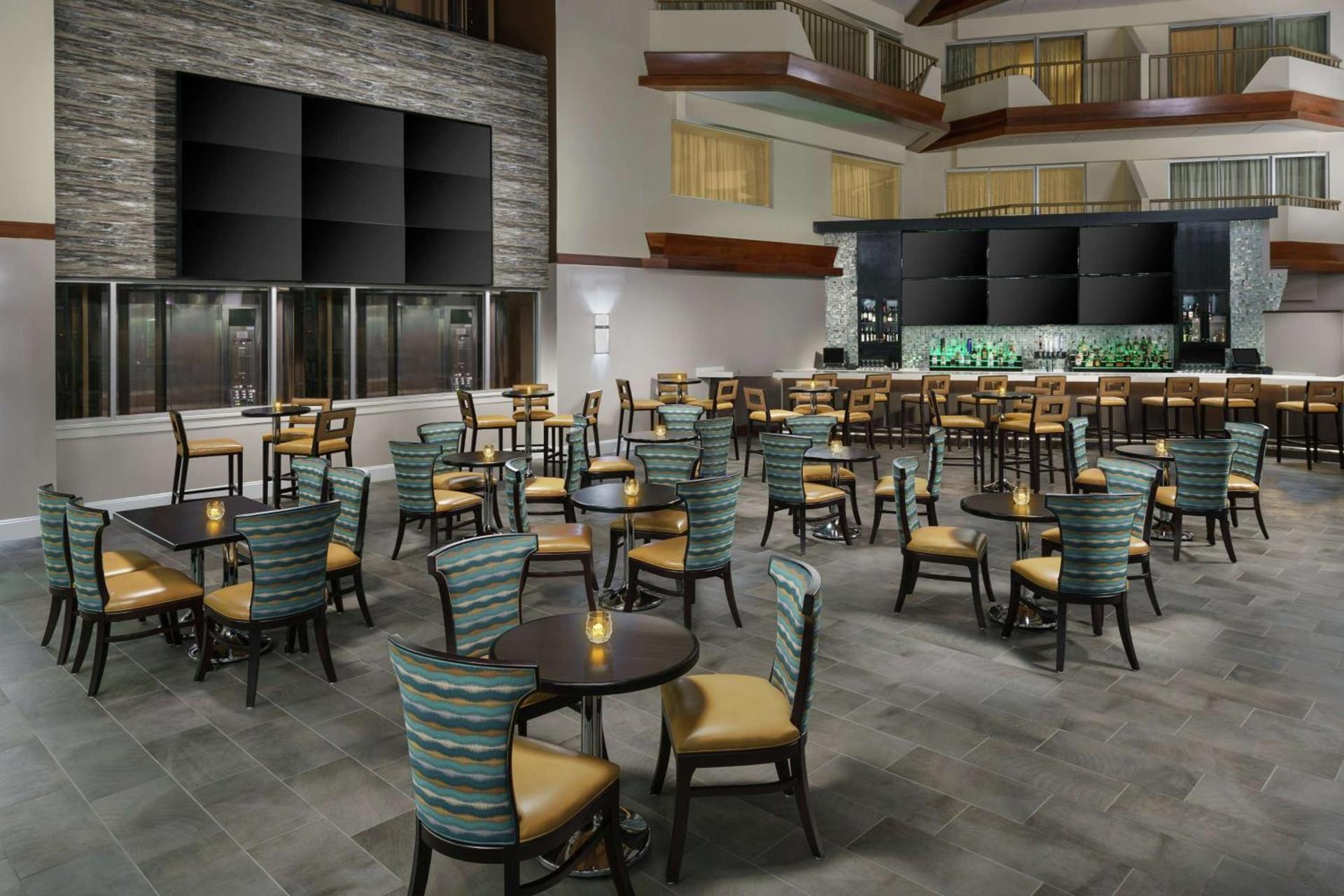 DoubleTree by Hilton Orlando Airport Hotel photo 32