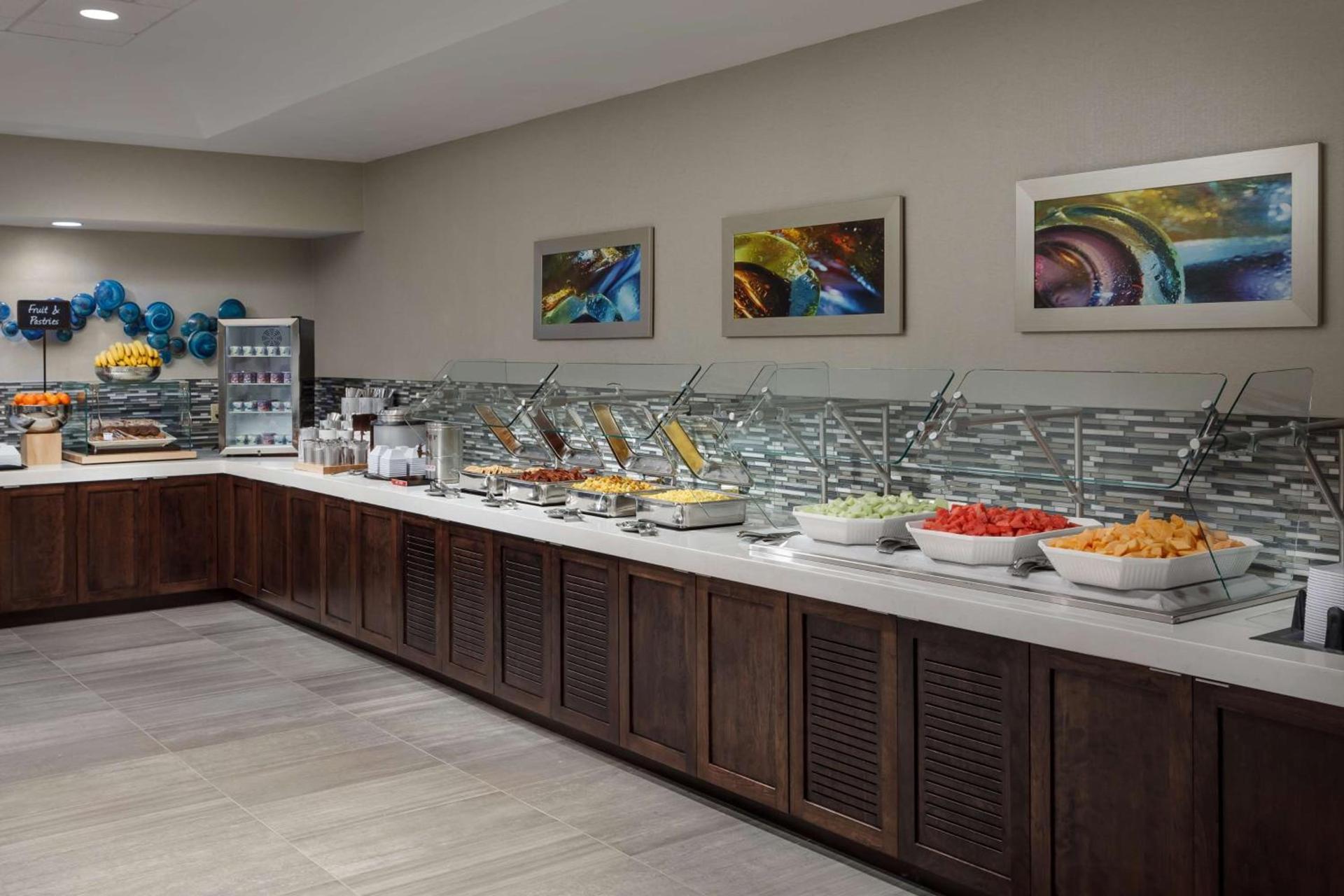 Embassy Suites by Hilton Orlando Lake Buena Vista Resort photo 15