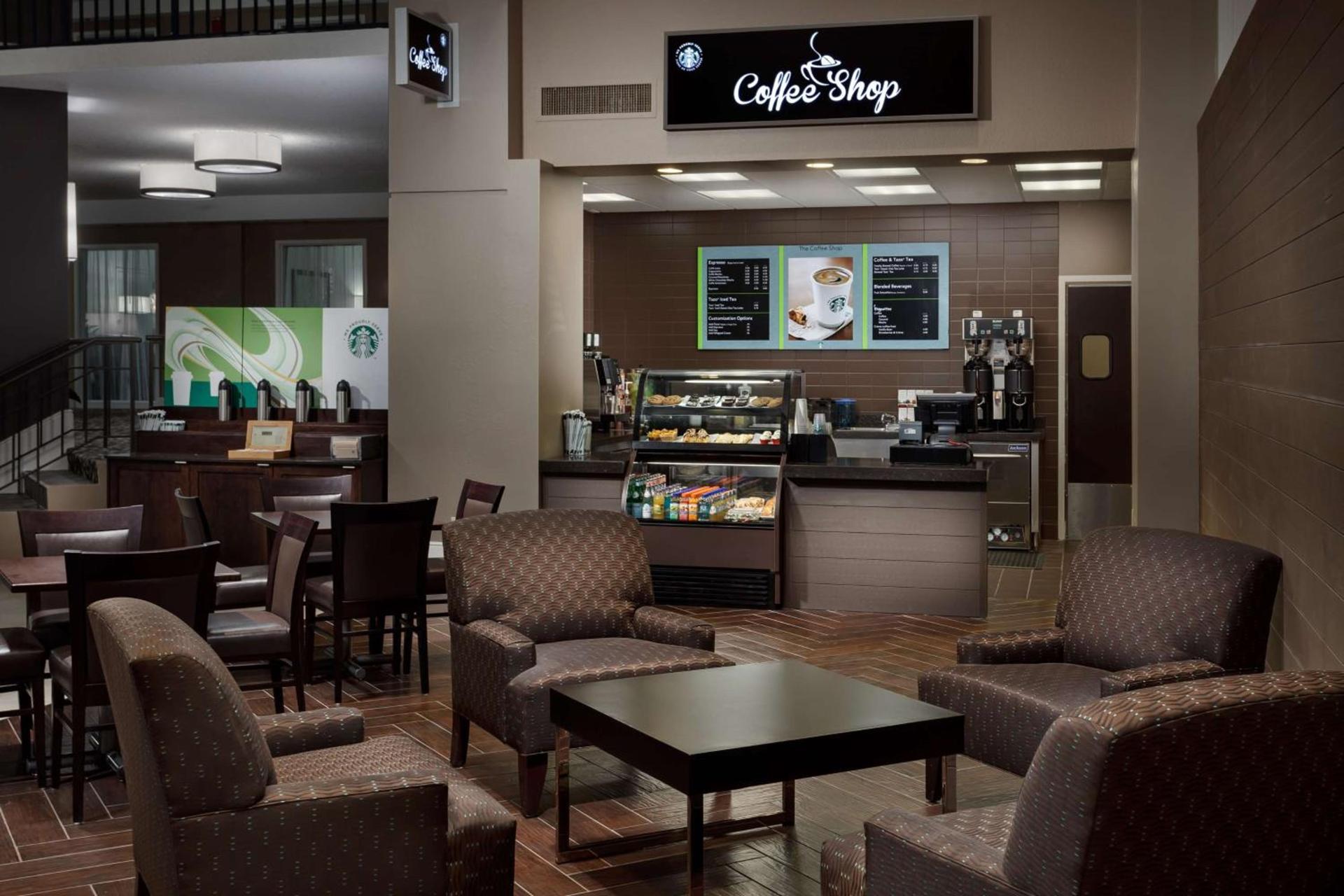 Embassy Suites by Hilton Orlando Lake Buena Vista Resort photo 18