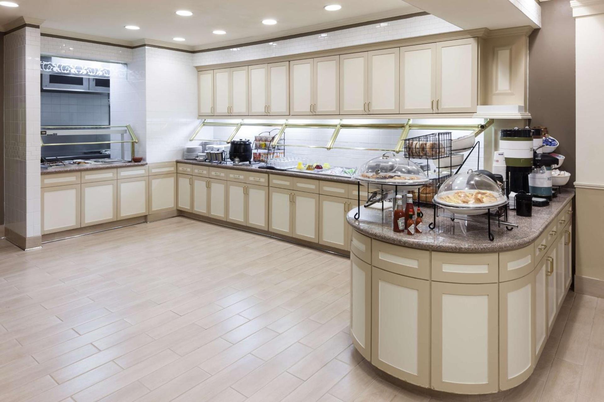Hilton Garden Inn McAllen Airport photo 11
