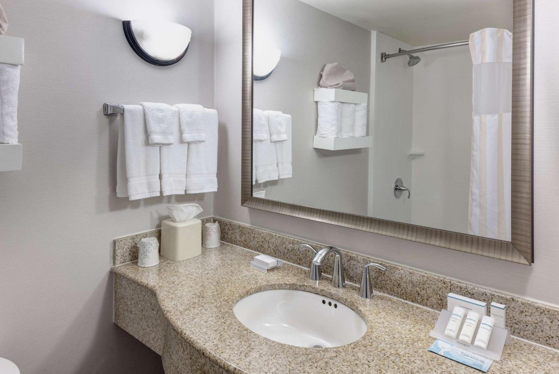 Hilton Garden Inn McAllen Airport photo 26