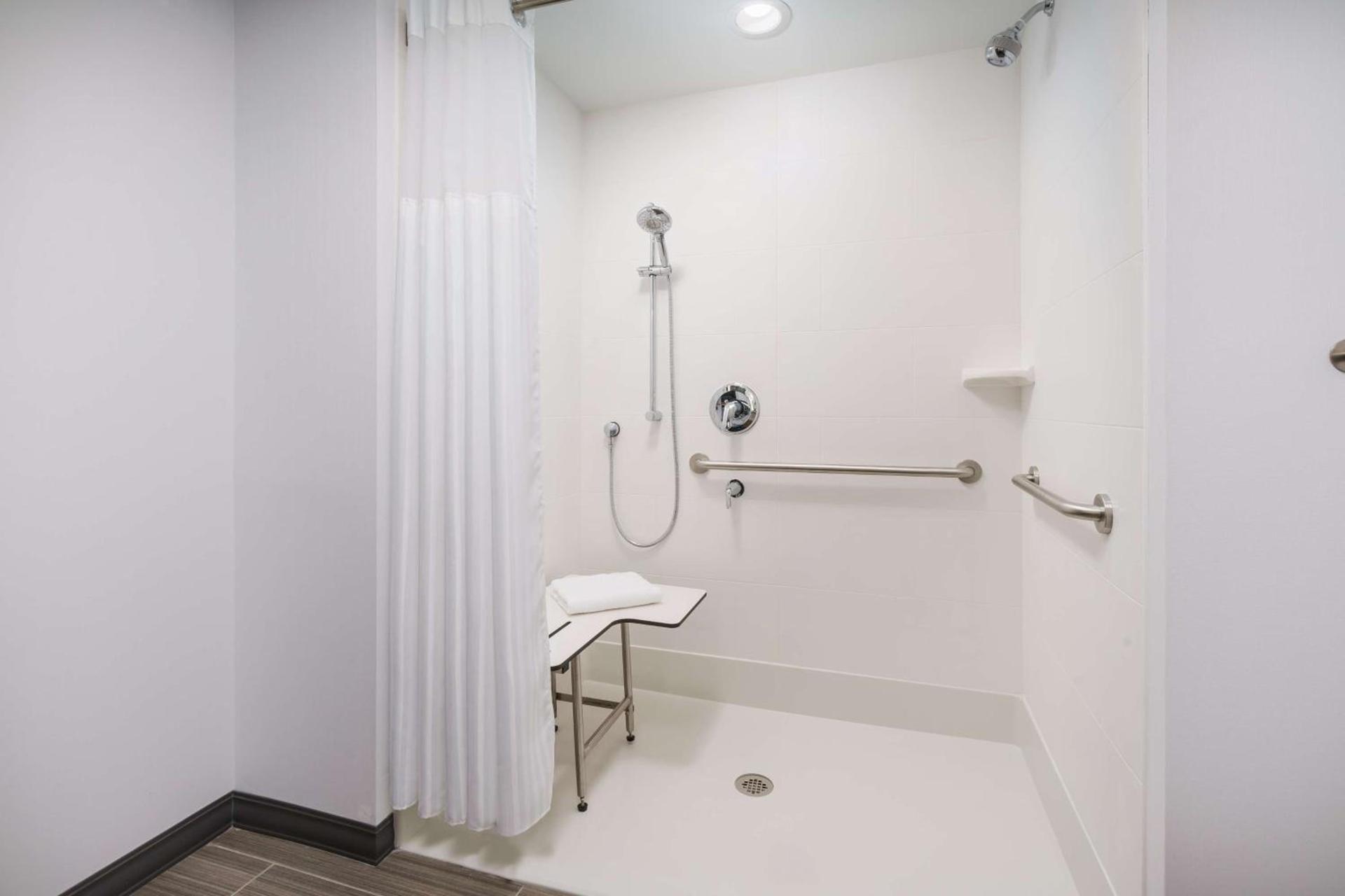 Hilton Garden Inn Apopka City Center, Fl photo 20