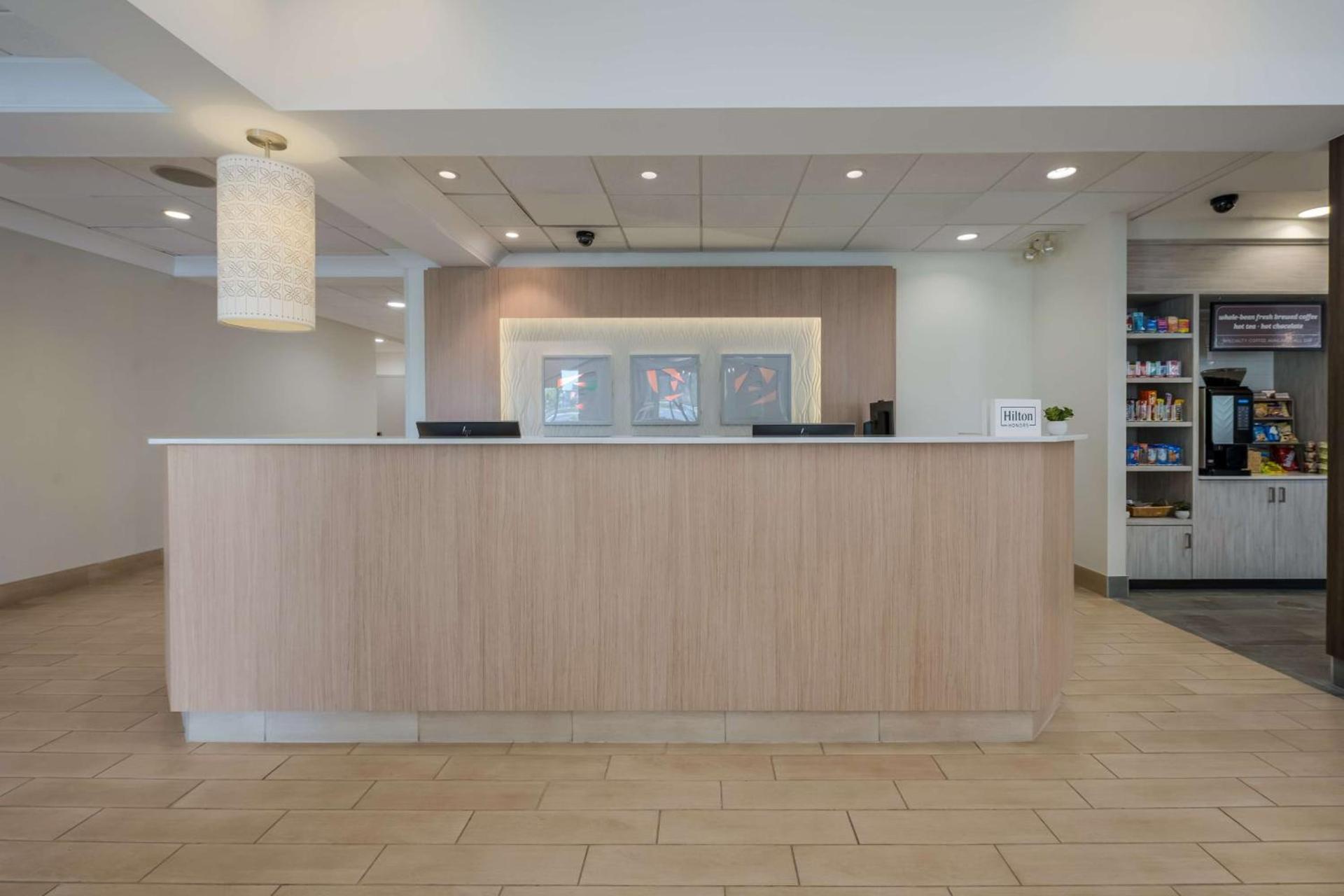 Hilton Garden Inn Rockford photo 11