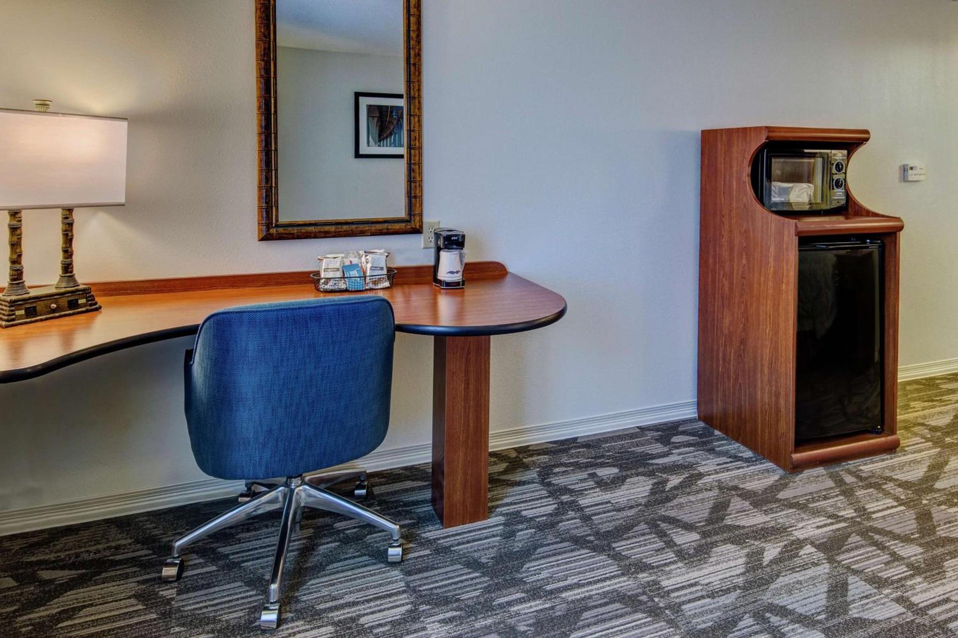 Hampton Inn & Suites Stuart-North photo 14