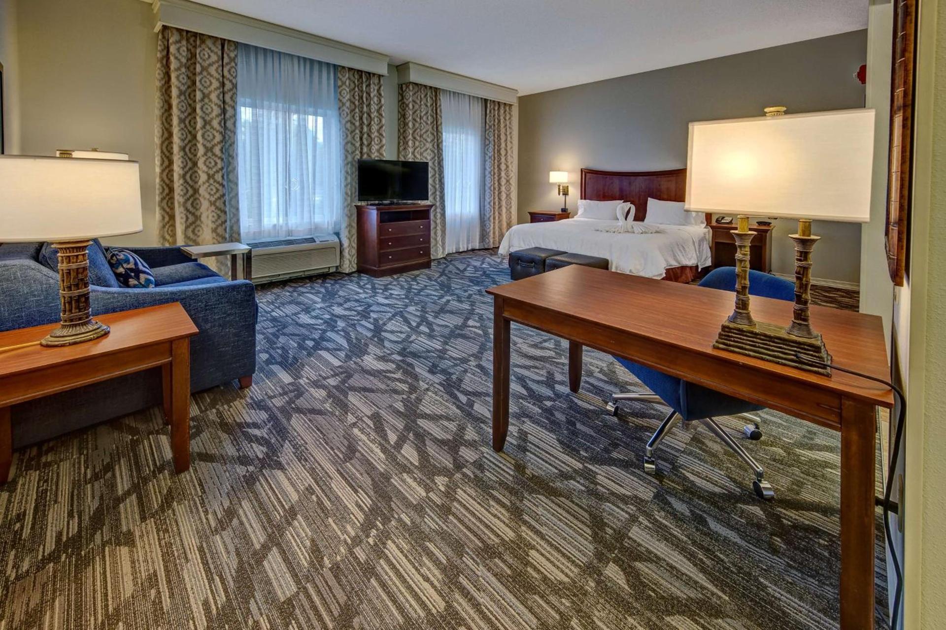 Hampton Inn & Suites Stuart-North photo 24