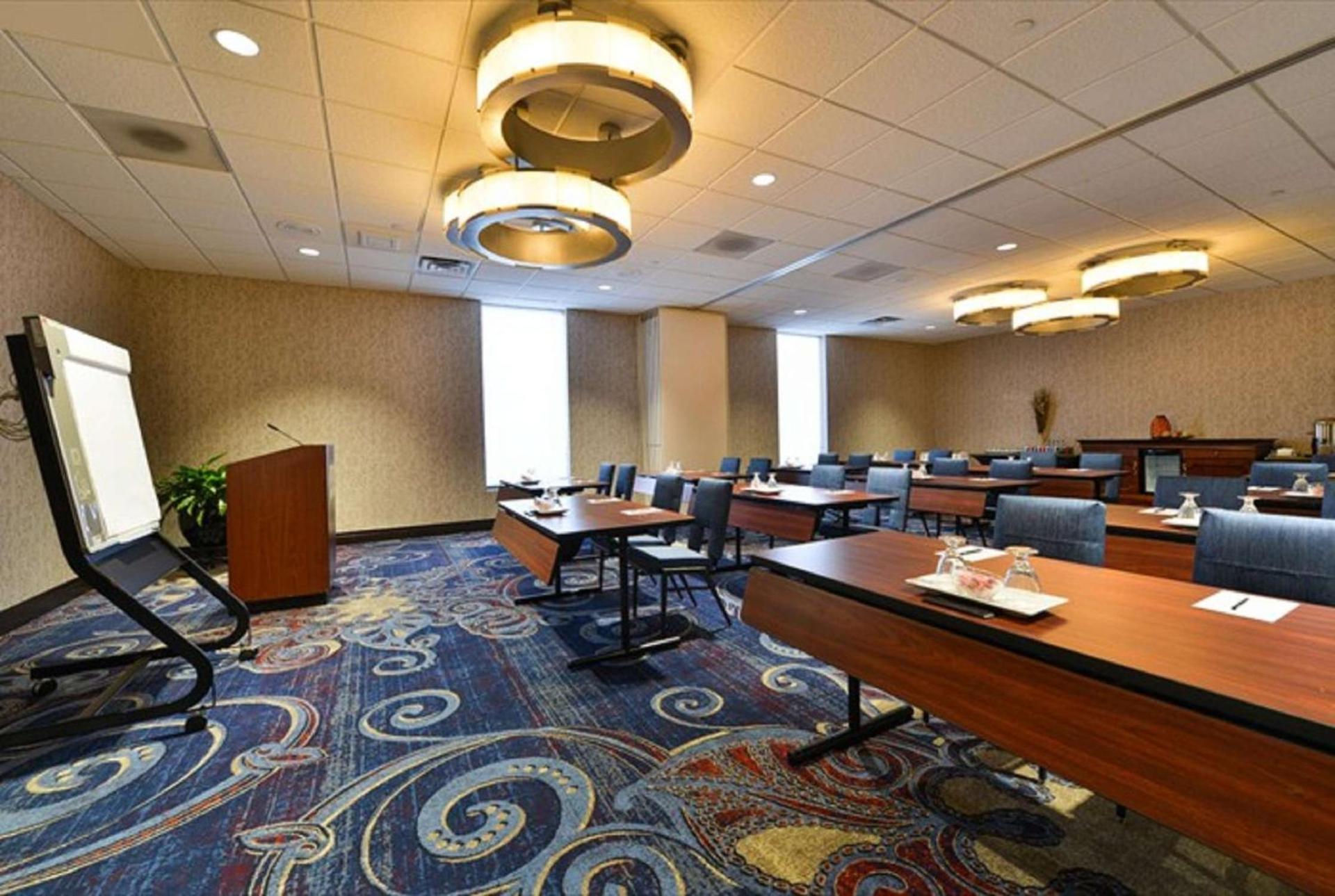Hotel Belvoir Springfield photo 34