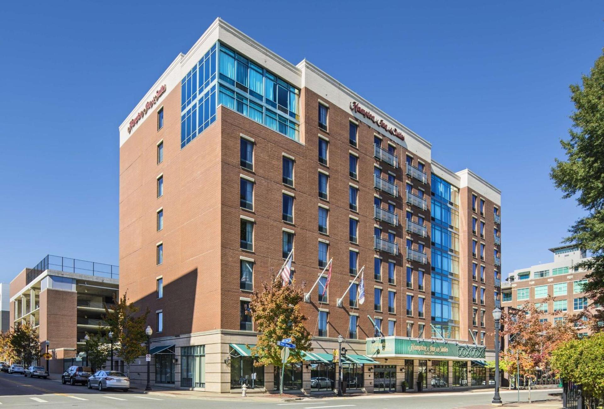 Hampton Inn & Suites Little Rock-Downtown photo 1
