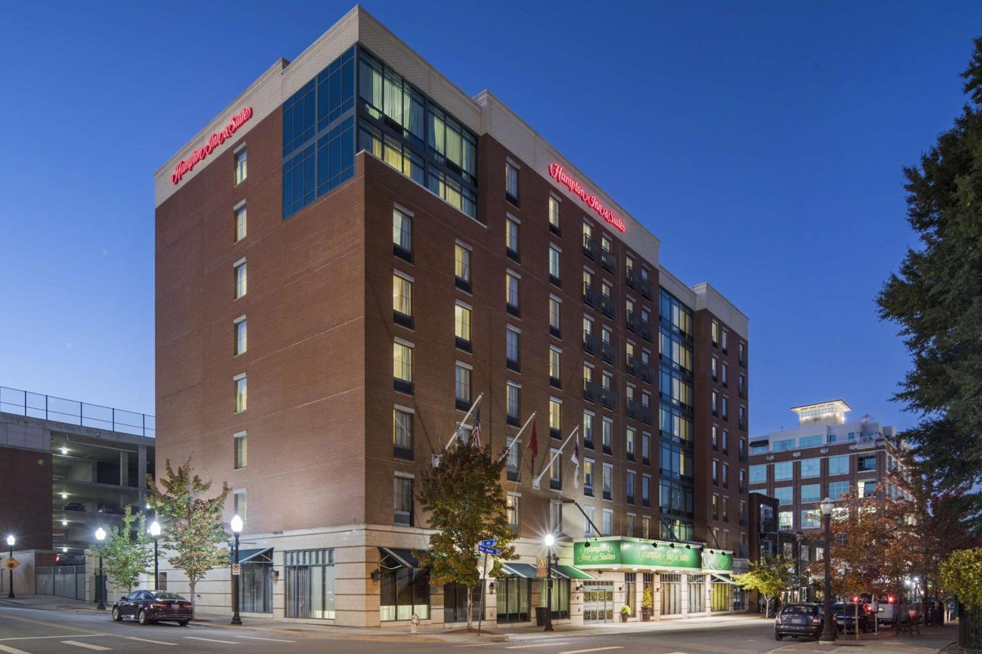 Hampton Inn & Suites Little Rock-Downtown photo 2