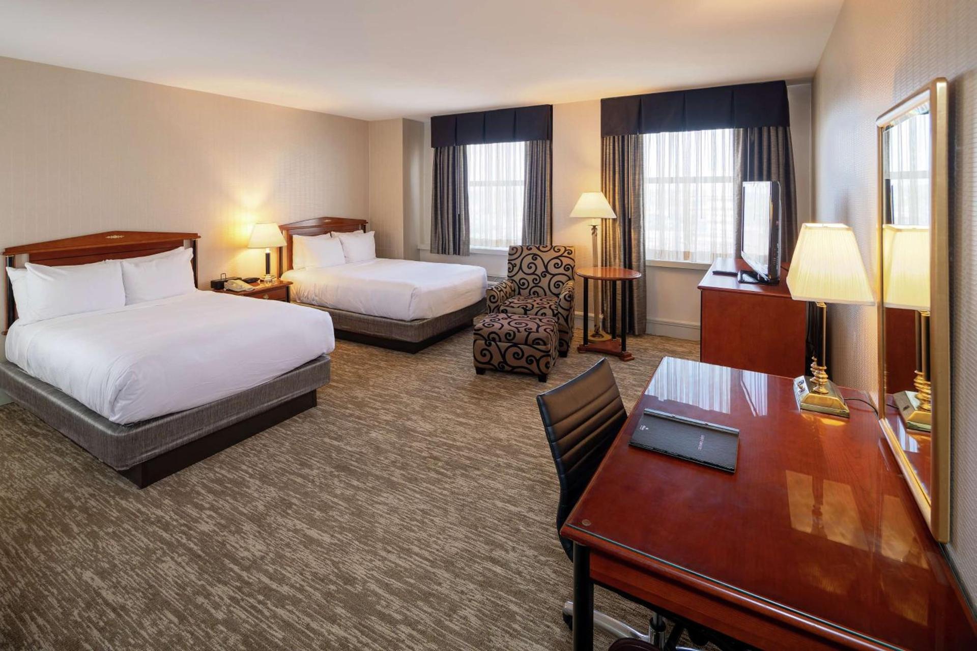 Hilton Cincinnati Netherland Plaza photo 10