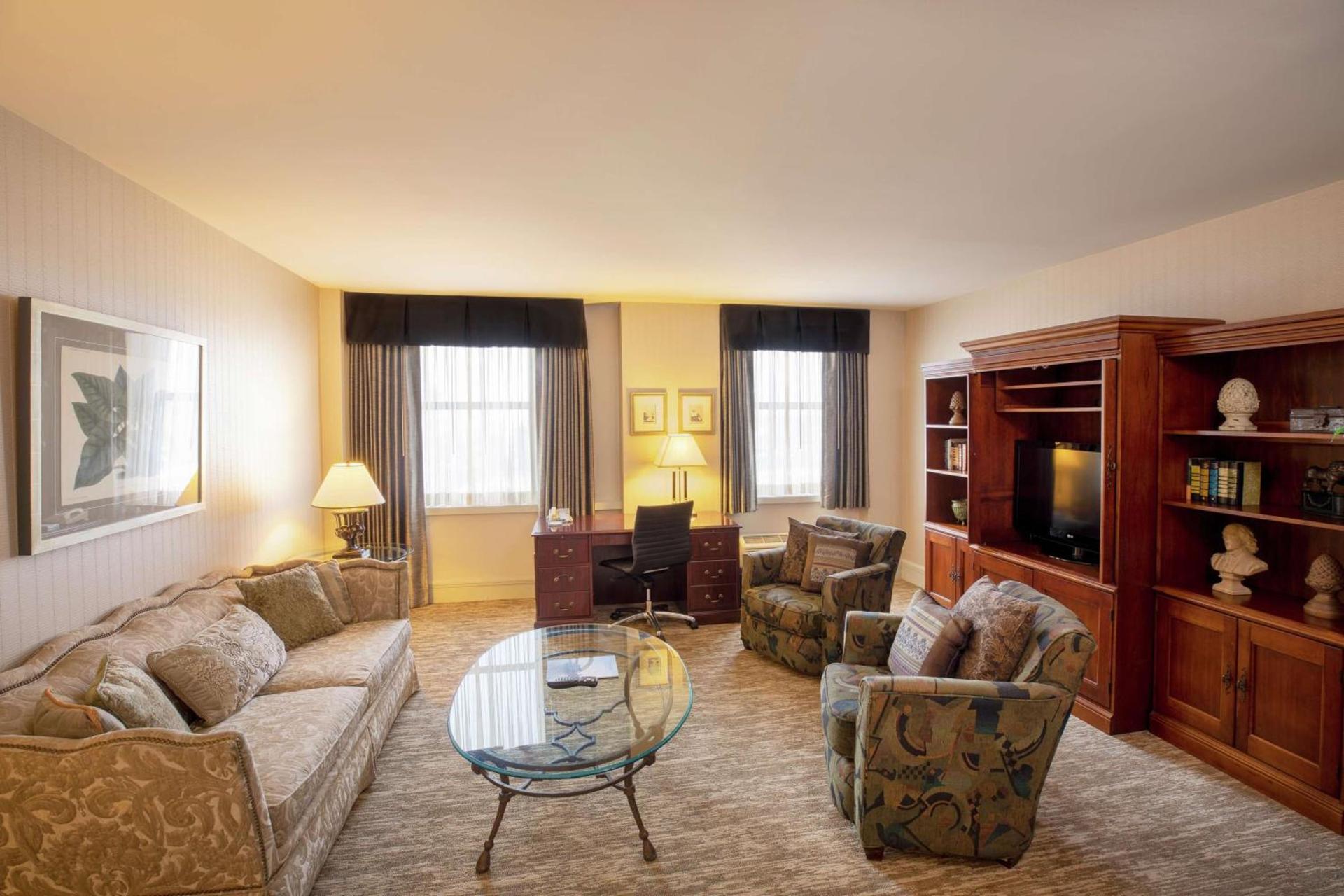 Hilton Cincinnati Netherland Plaza photo 45