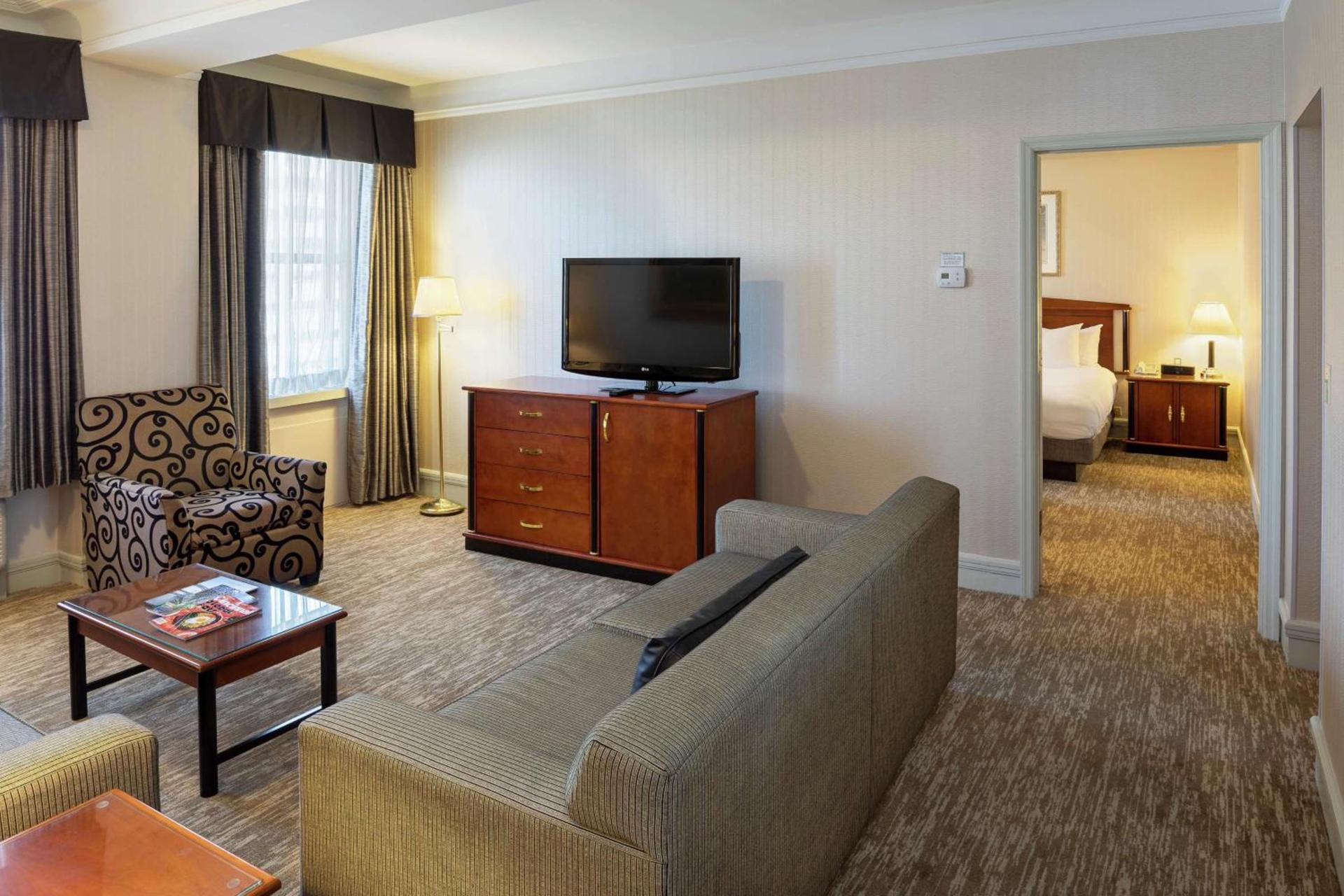 Hilton Cincinnati Netherland Plaza photo 64