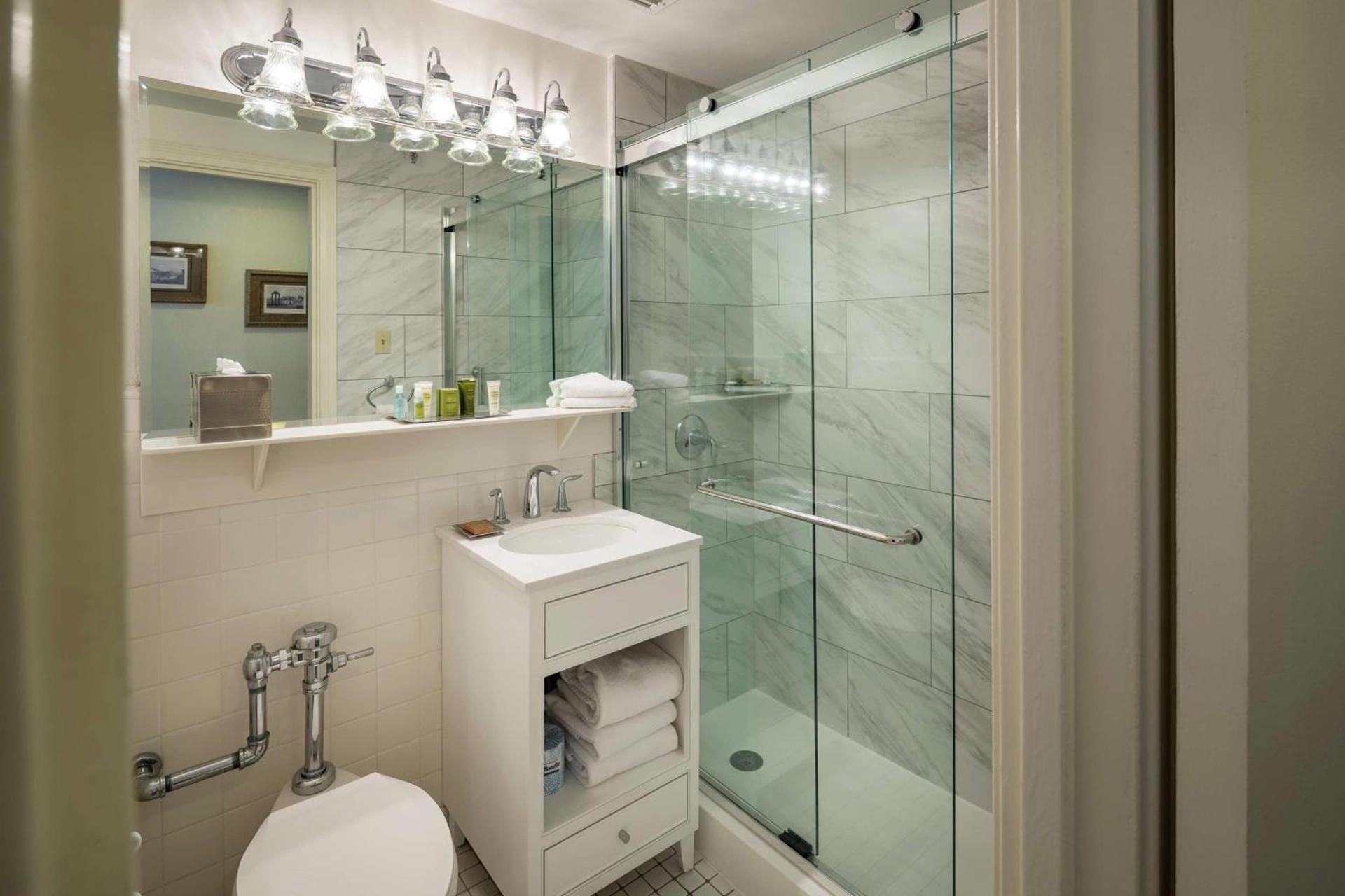 Hilton Cincinnati Netherland Plaza photo 69