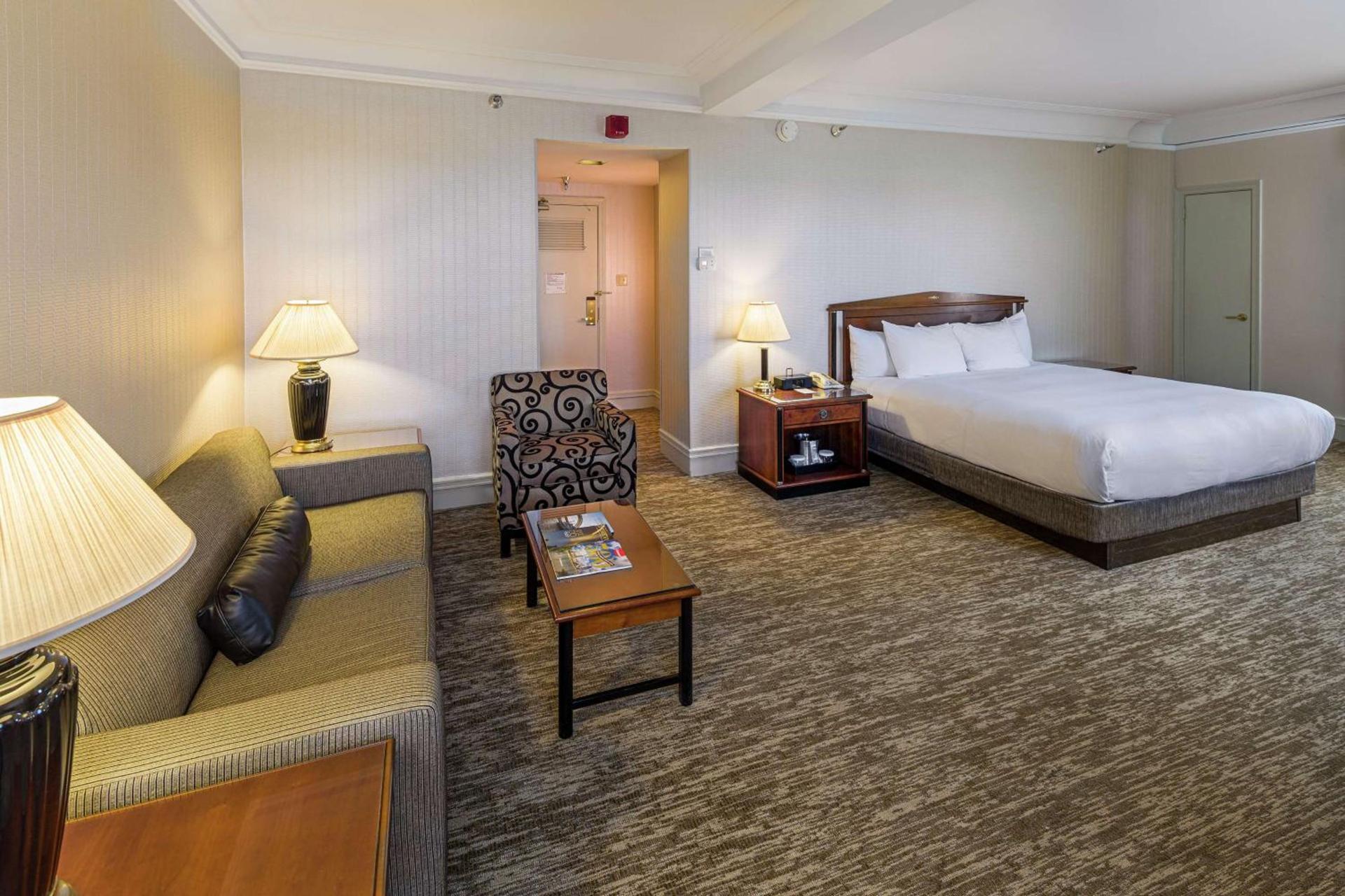 Hilton Cincinnati Netherland Plaza photo 50