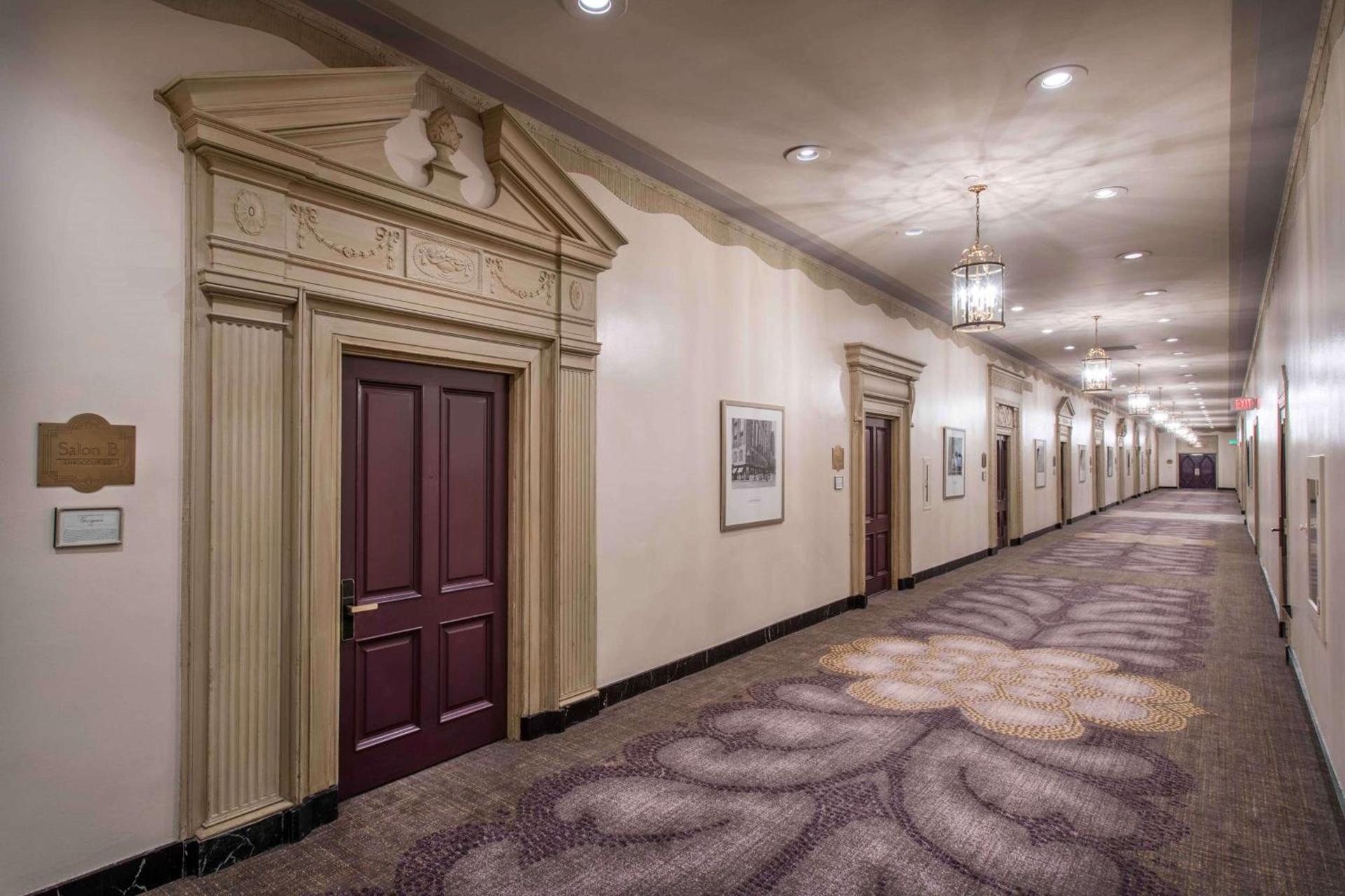 Hilton Cincinnati Netherland Plaza photo 47