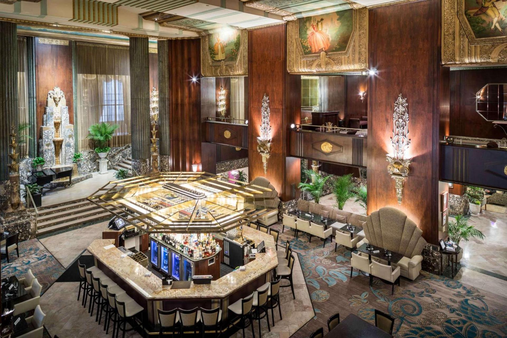Hilton Cincinnati Netherland Plaza photo 37