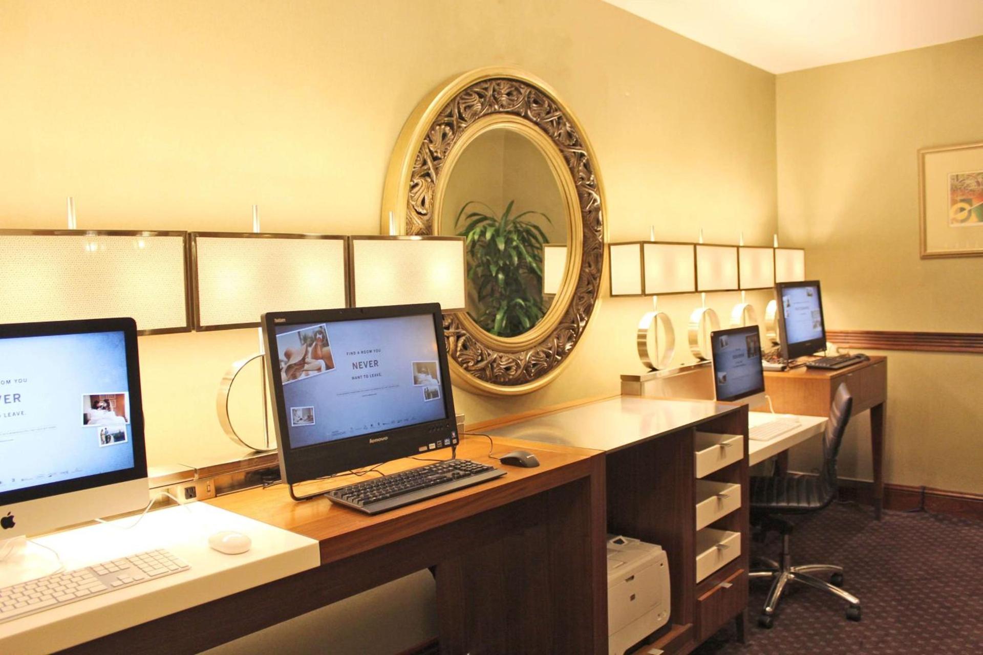 Hilton Cincinnati Netherland Plaza photo 15