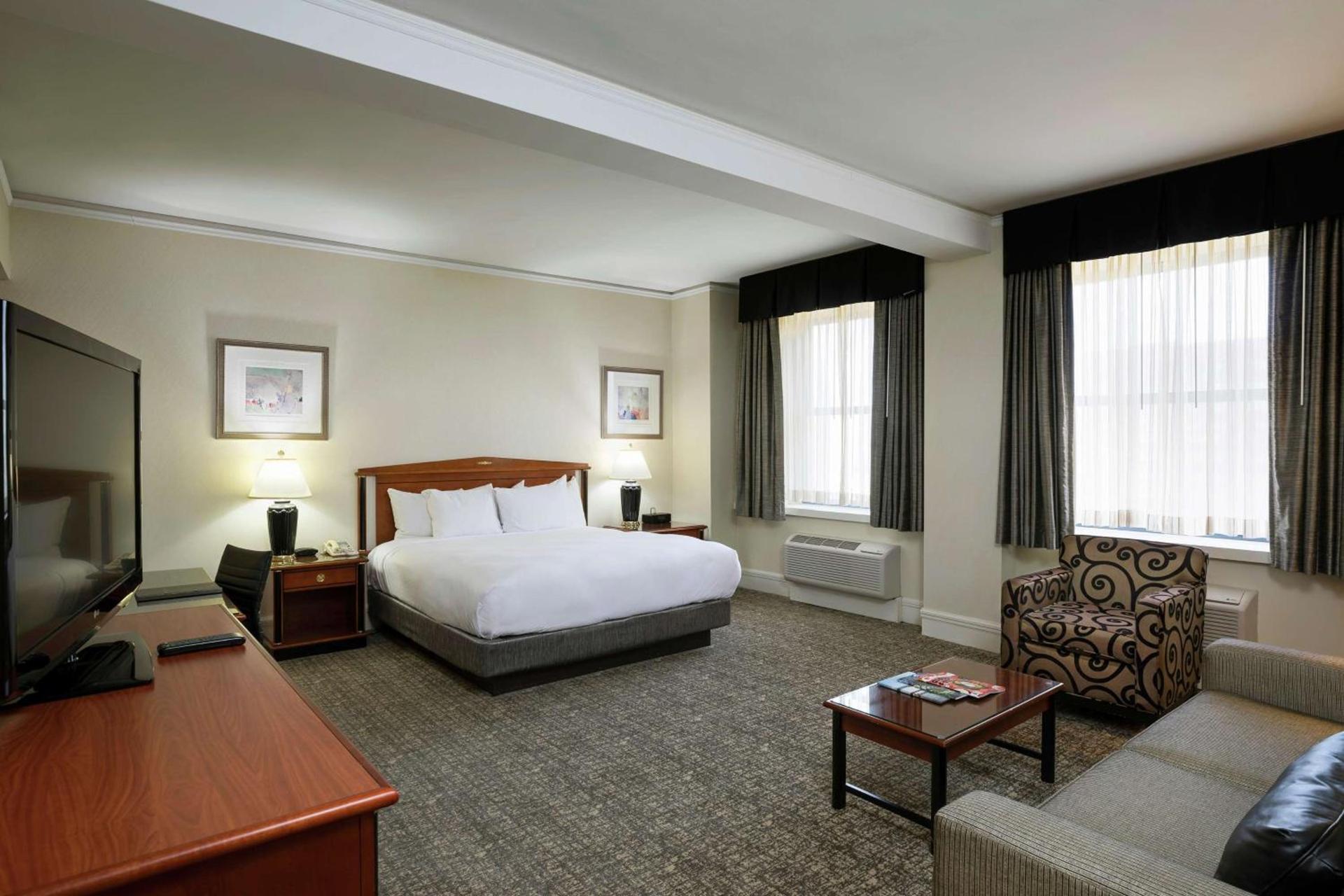 Hilton Cincinnati Netherland Plaza photo 58