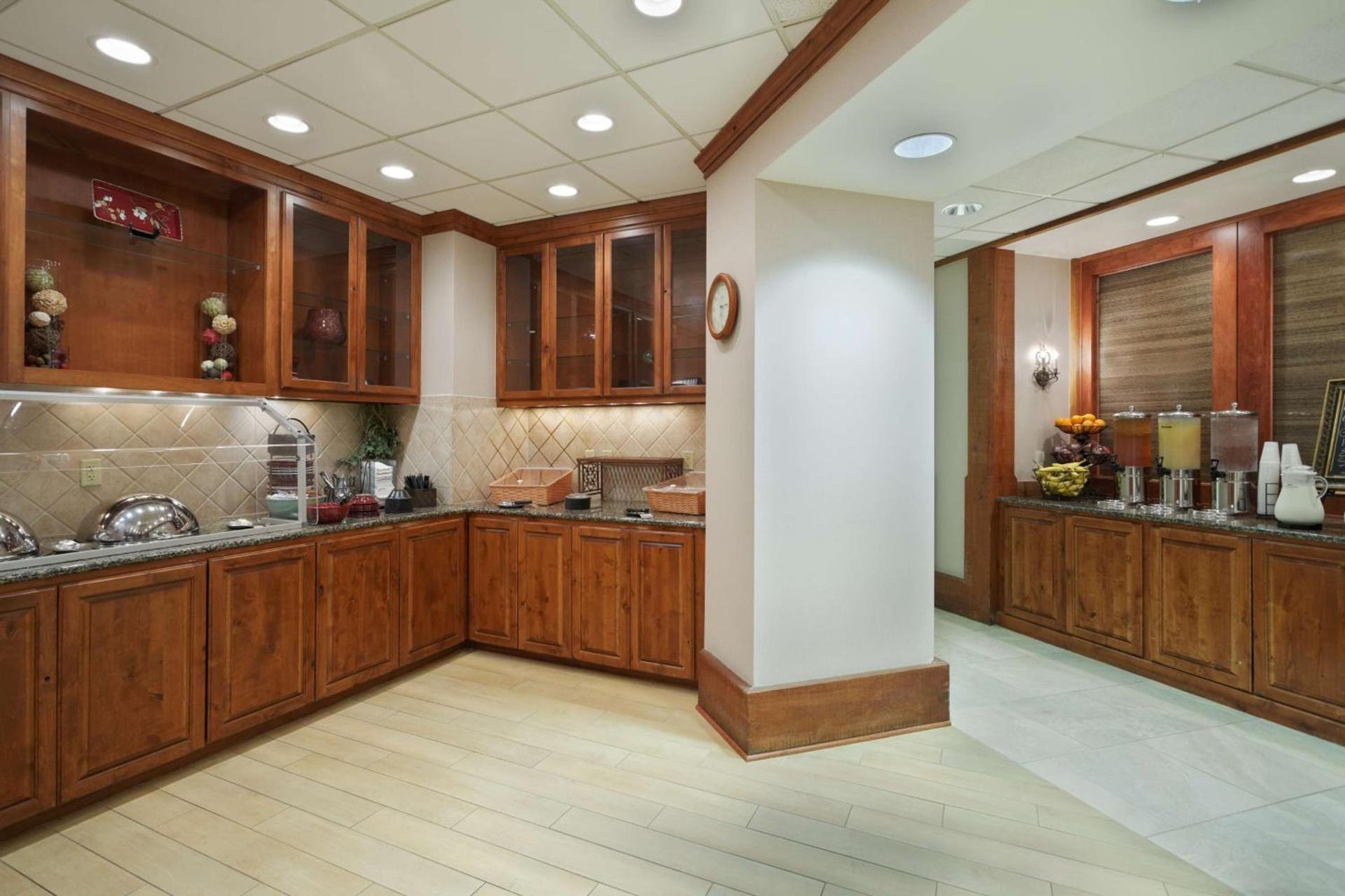 Homewood Suites by Hilton Raleigh/Crabtree Valley photo 11