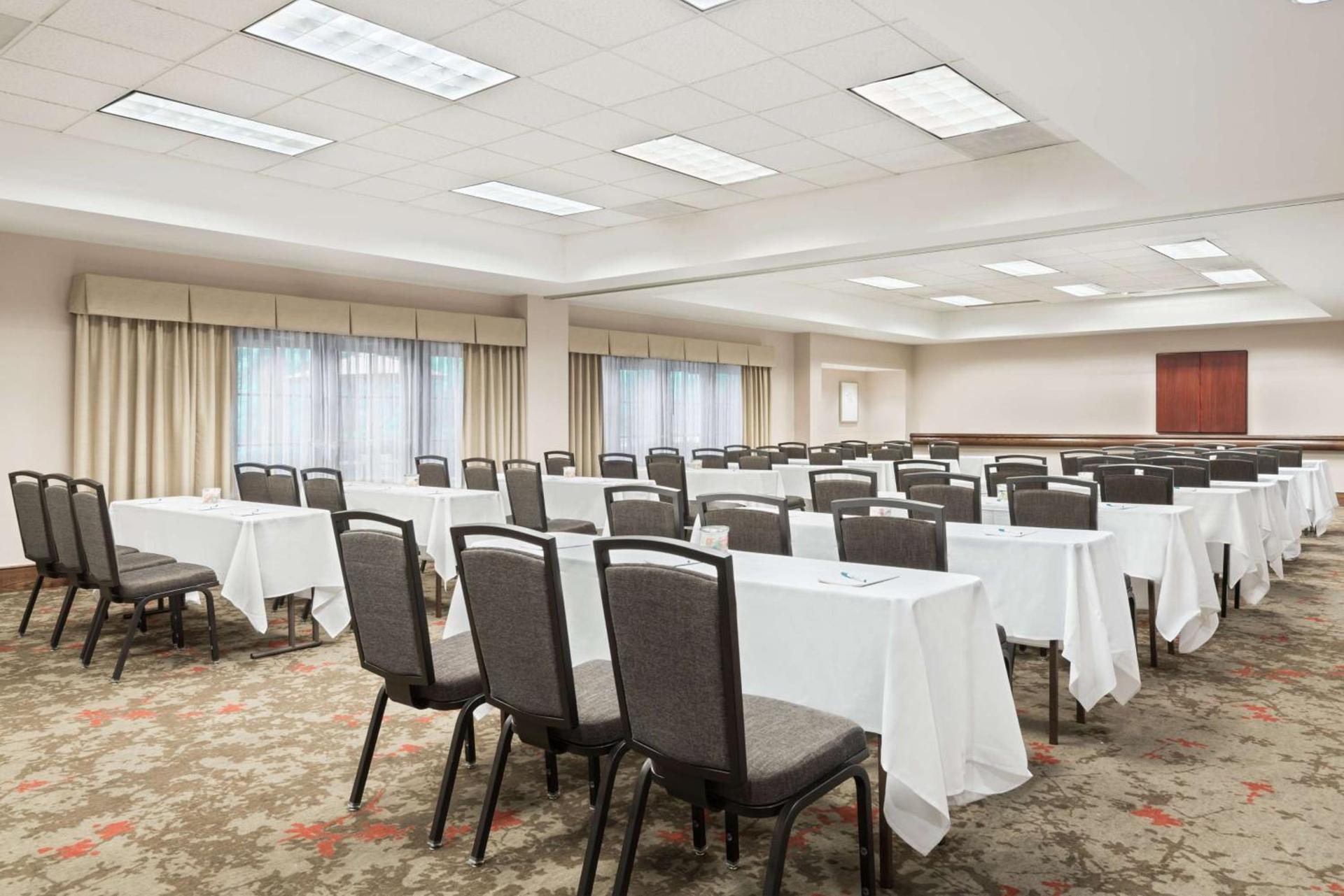 Homewood Suites by Hilton Raleigh/Crabtree Valley photo 28