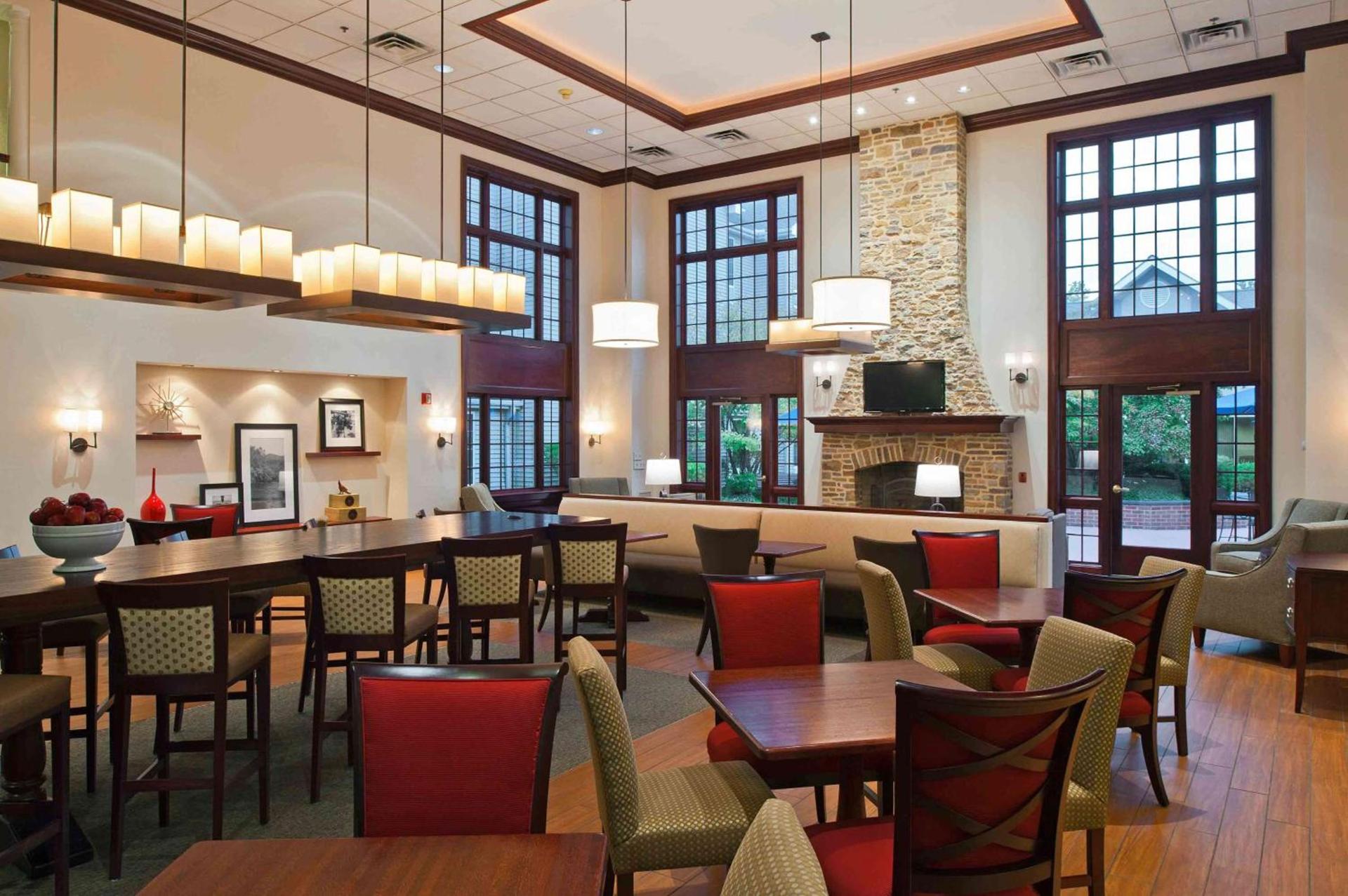 Hampton Inn & Suites Bethlehem photo 4