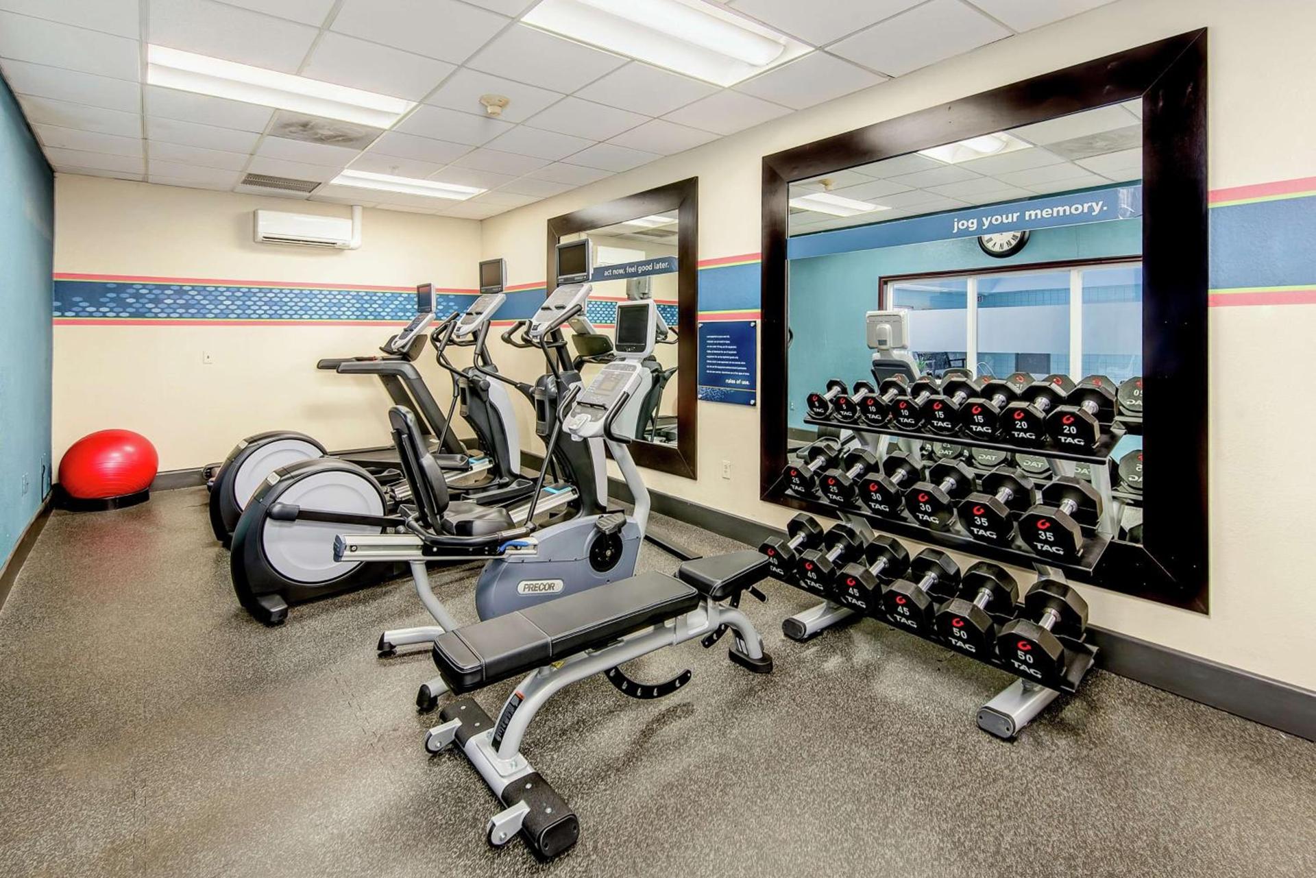 Hampton Inn & Suites Bethlehem photo 9