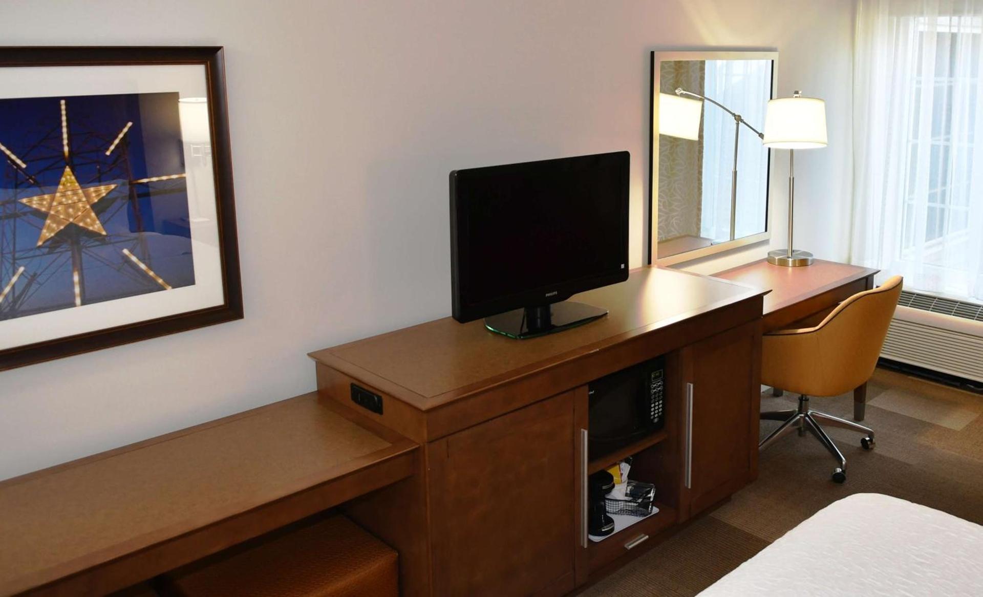 Hampton Inn & Suites Bethlehem photo 16