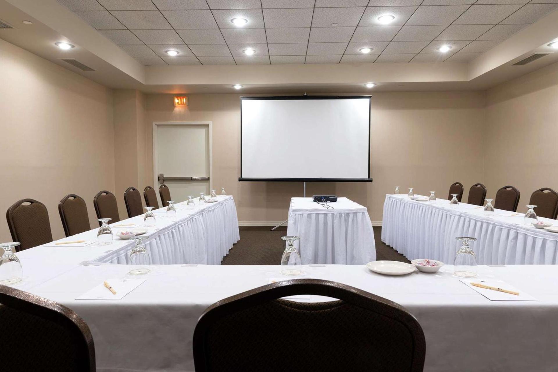 DoubleTree by Hilton Binghamton photo 16