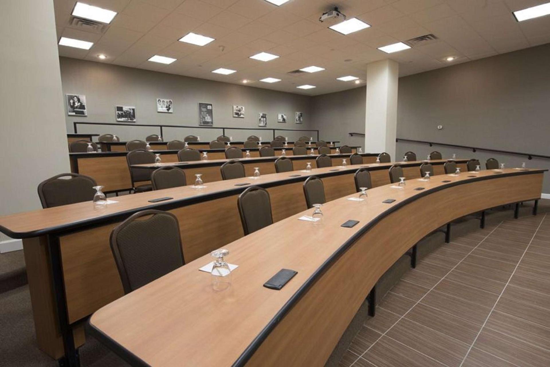 DoubleTree by Hilton Binghamton photo 24
