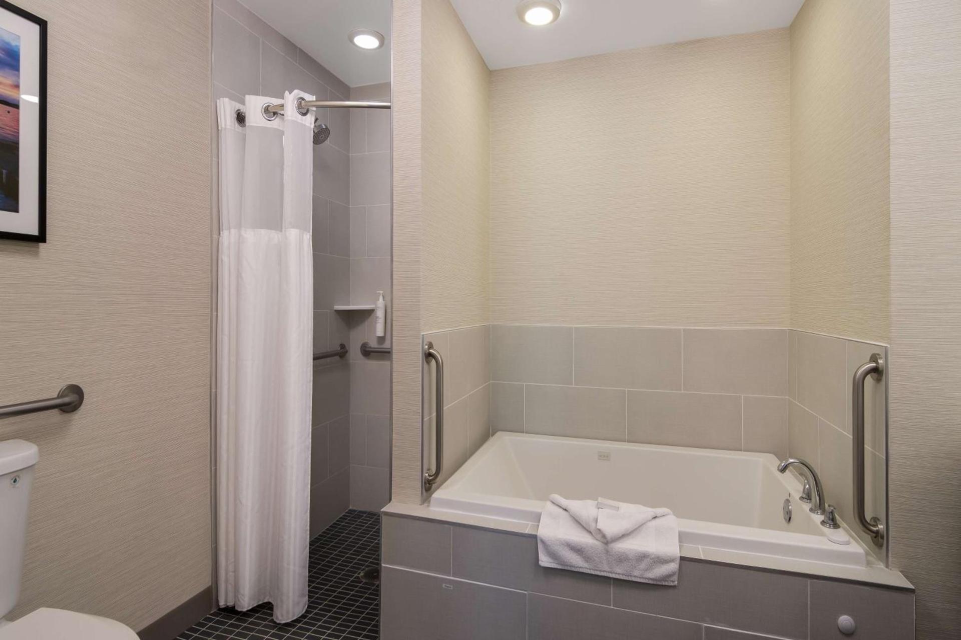 Hilton Garden Inn Madison West/Middleton photo 30
