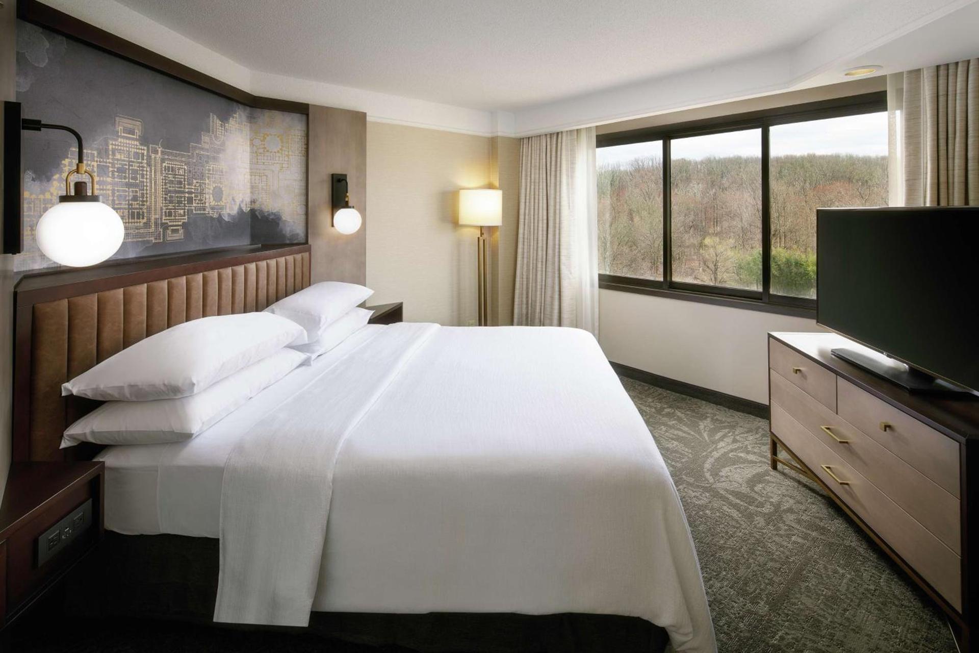 Embassy Suites Tysons Corner photo 17
