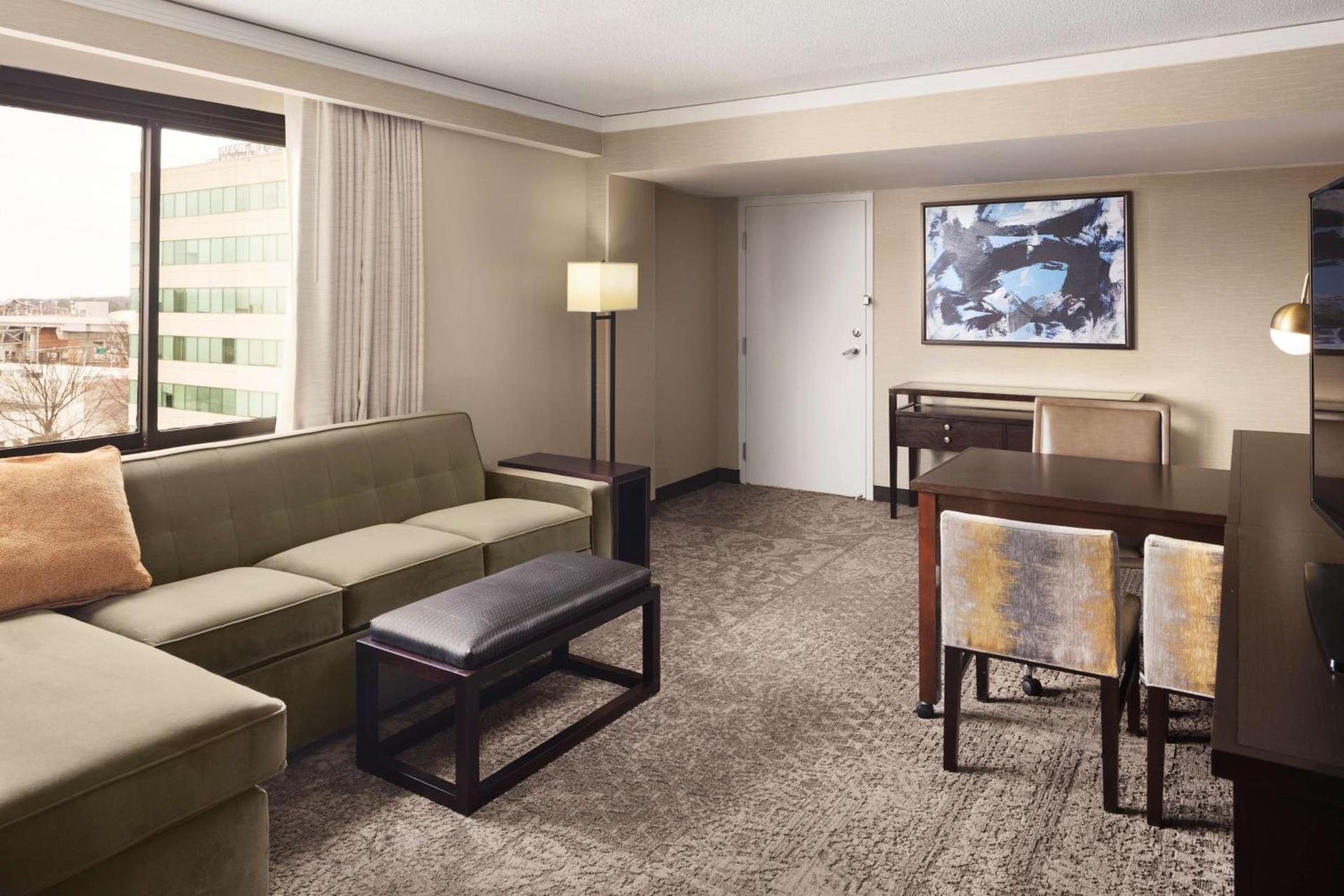 Embassy Suites Tysons Corner photo 31