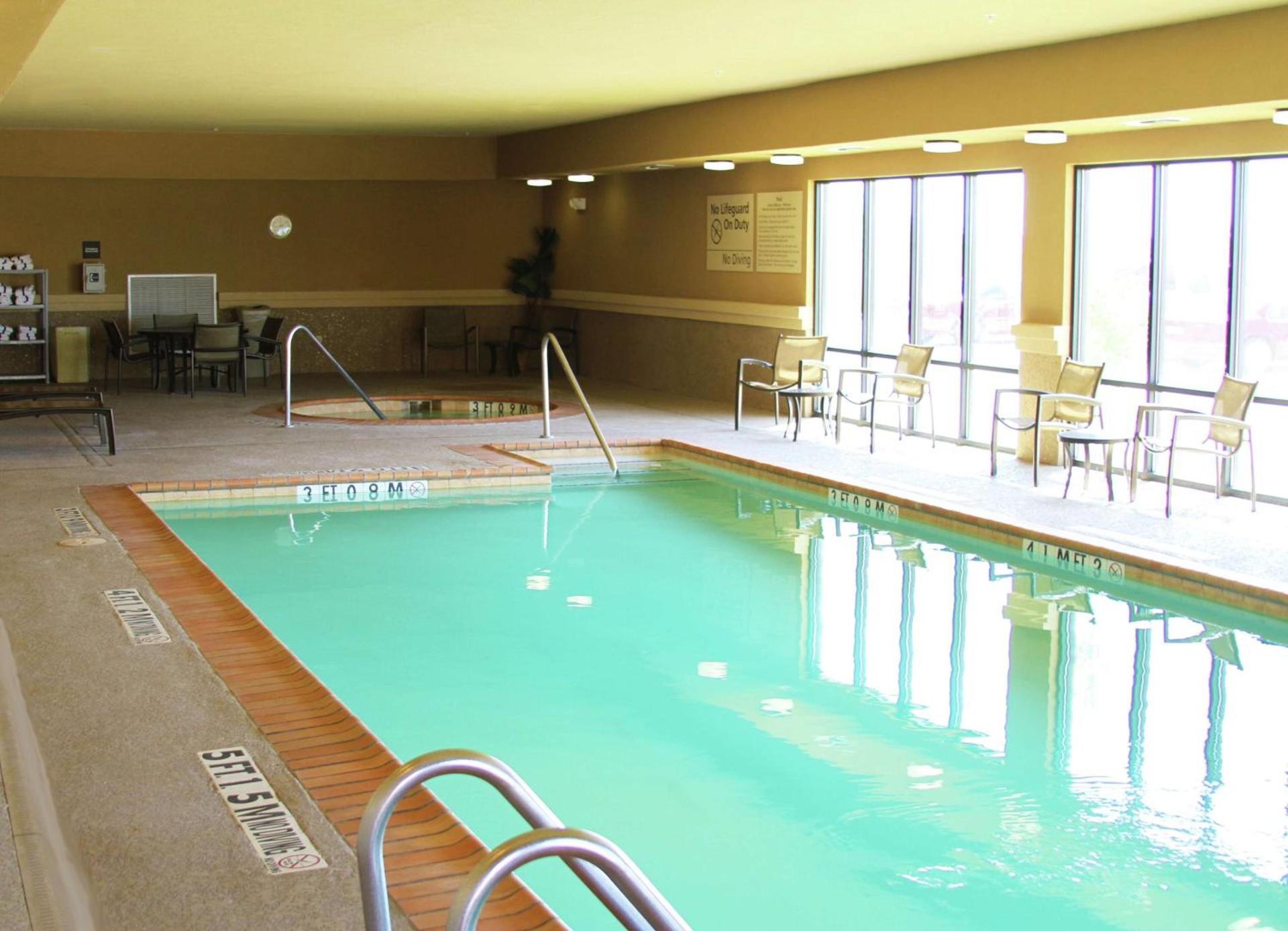 Hampton Inn Sweetwater photo 9