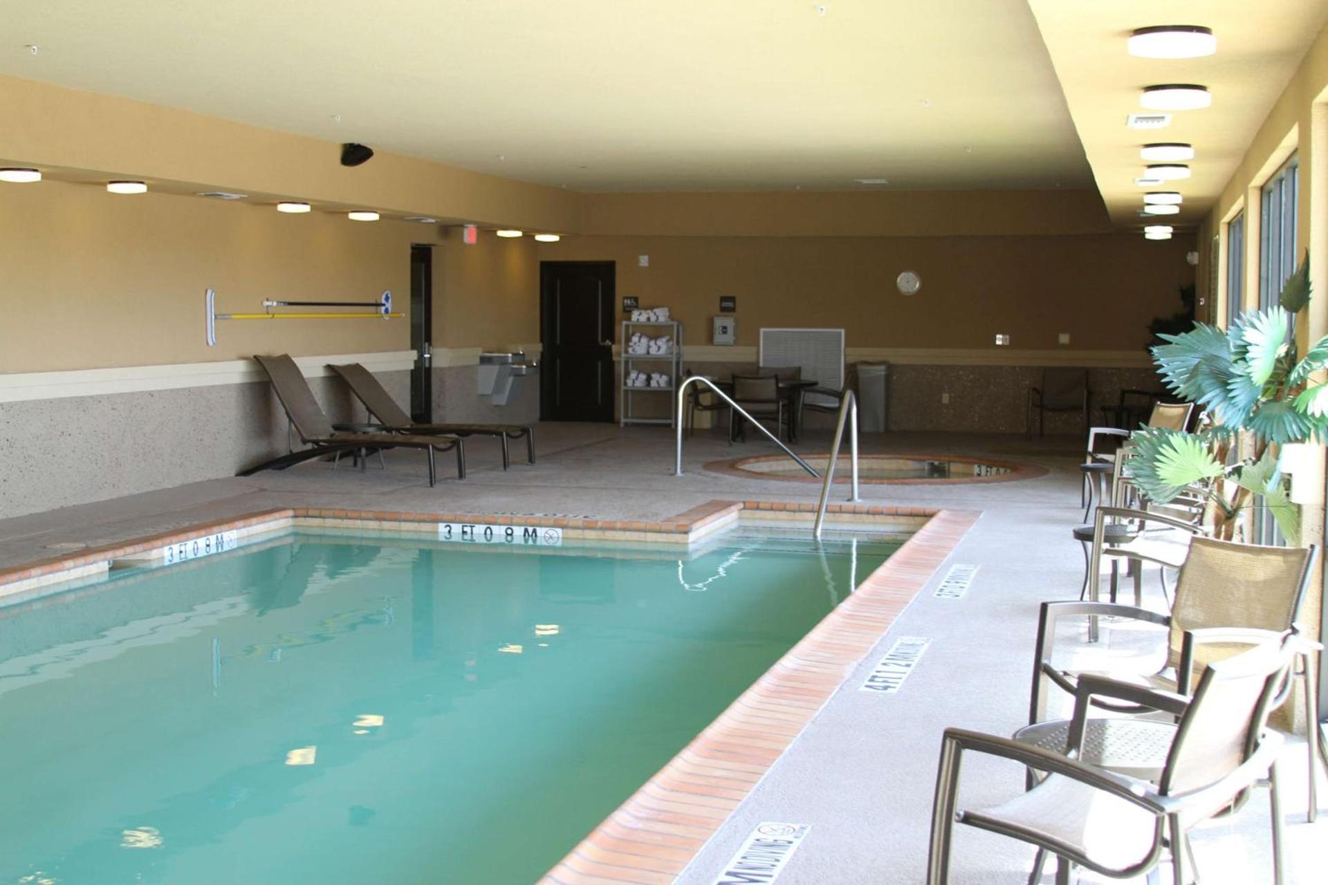Hampton Inn Sweetwater photo 10