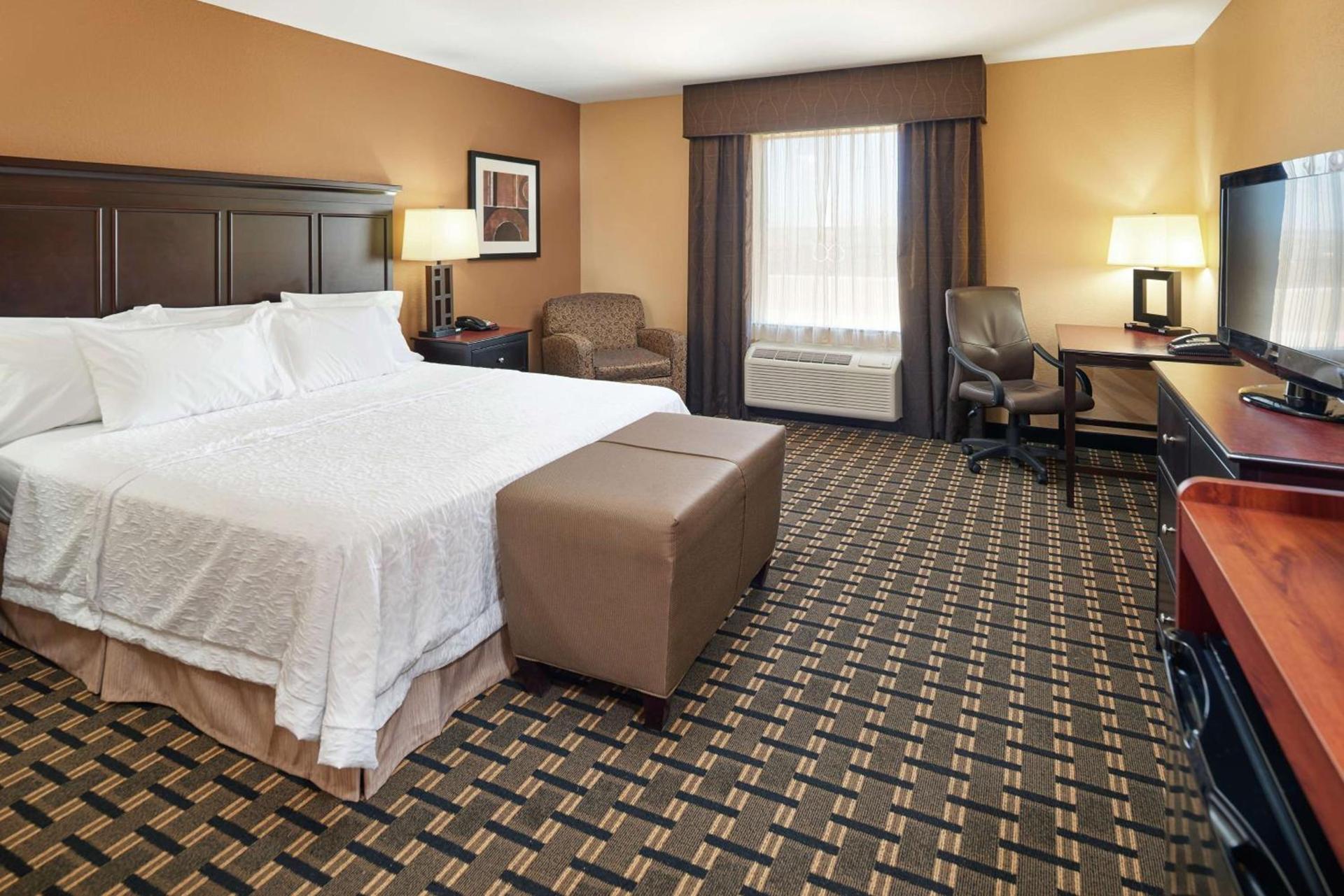 Hampton Inn Sweetwater photo 16