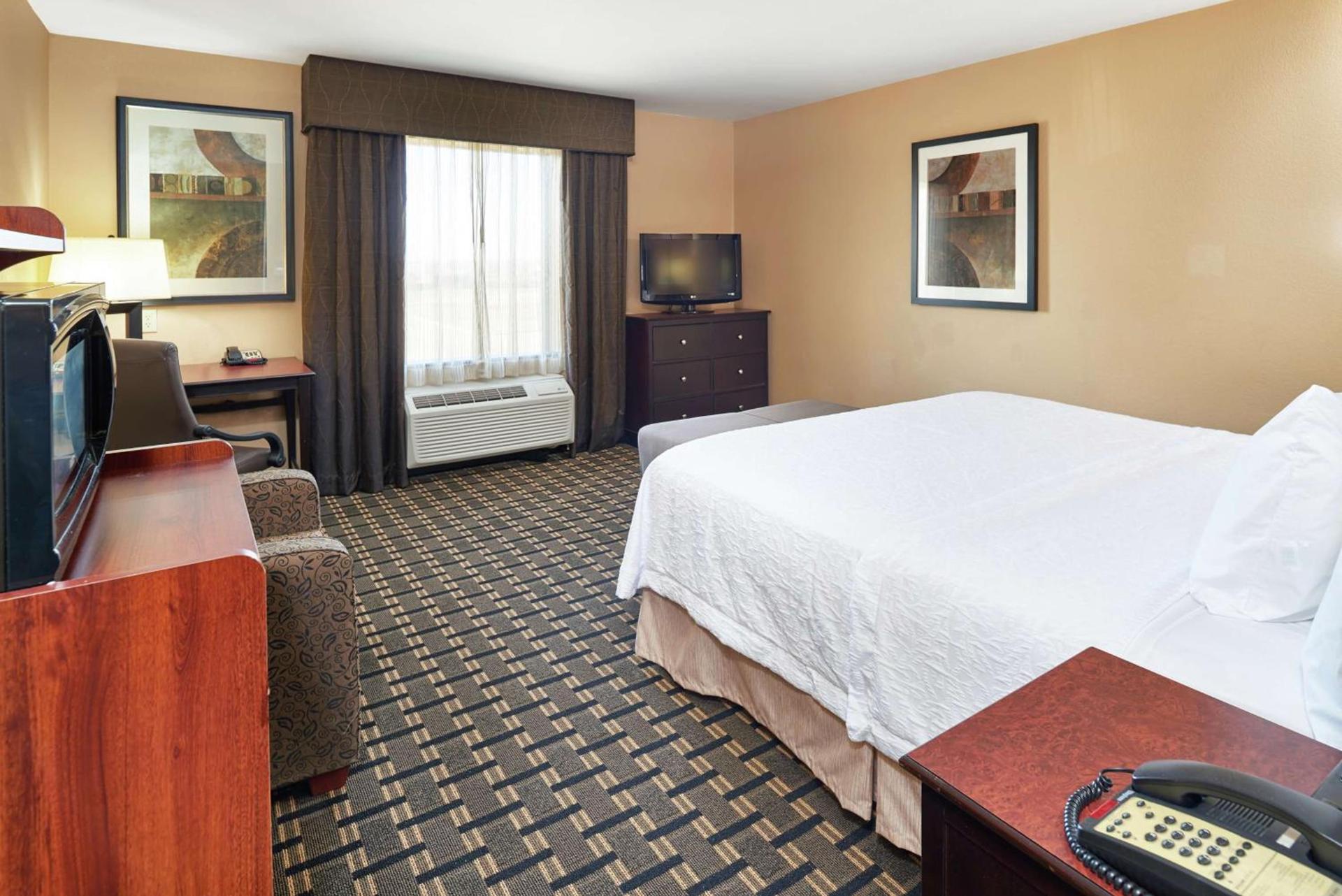Hampton Inn Sweetwater photo 19
