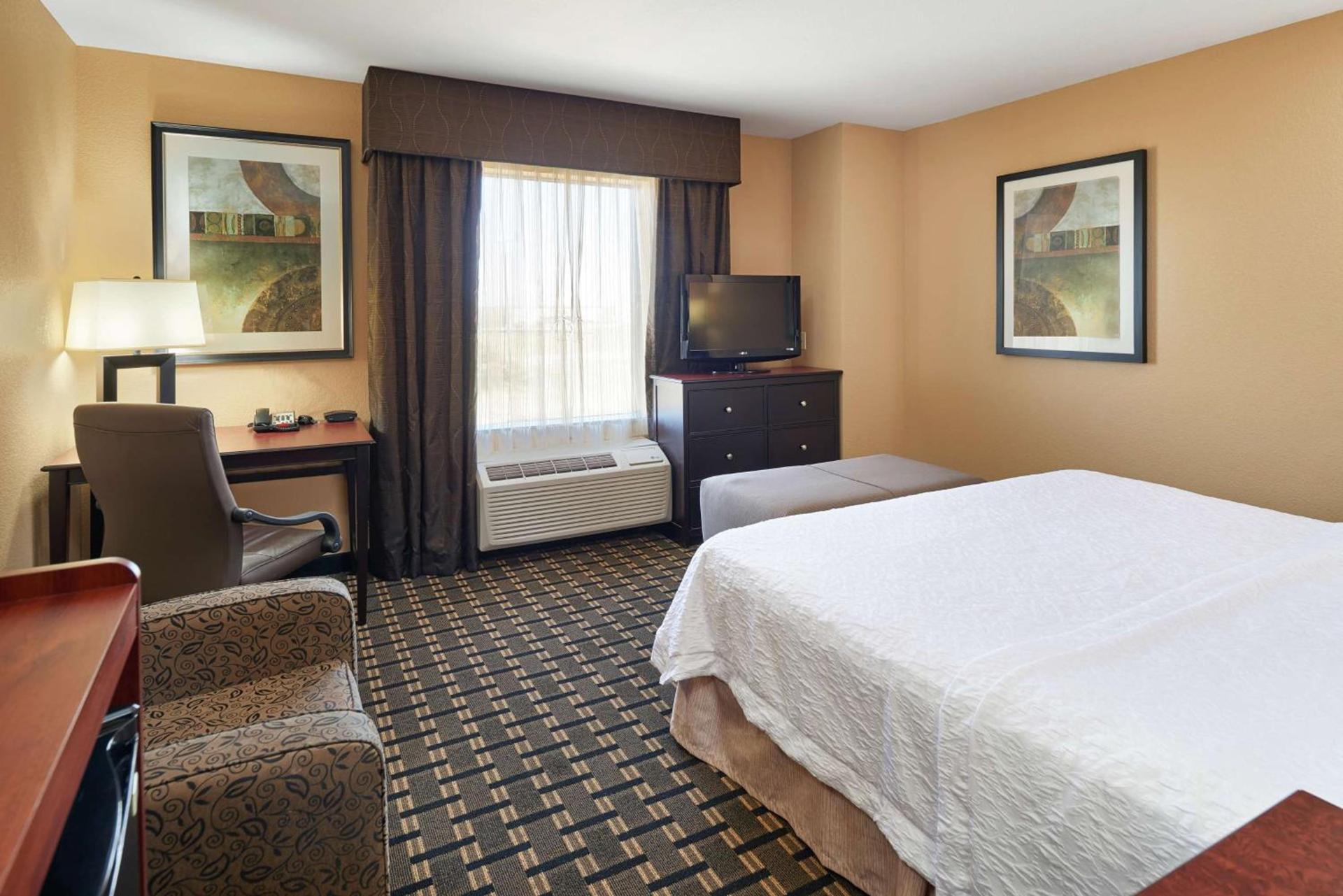 Hampton Inn Sweetwater photo 26