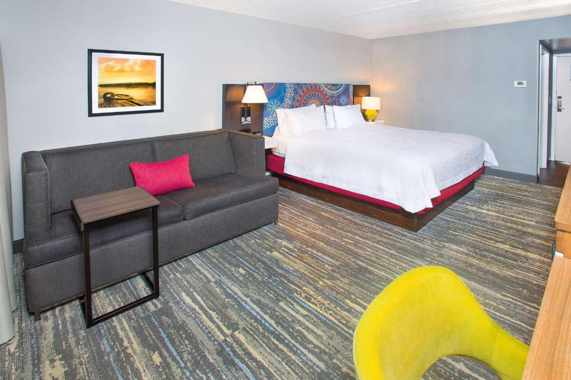 Hampton Inn & Suites Annapolis photo 22
