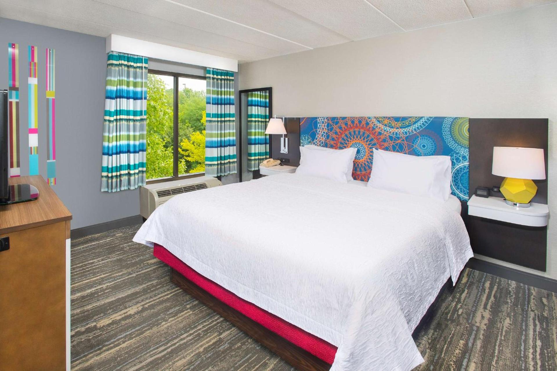 Hampton Inn & Suites Annapolis photo 29