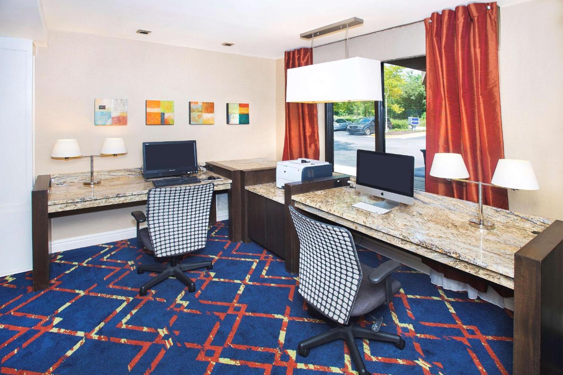 Hampton Inn & Suites Annapolis photo 31