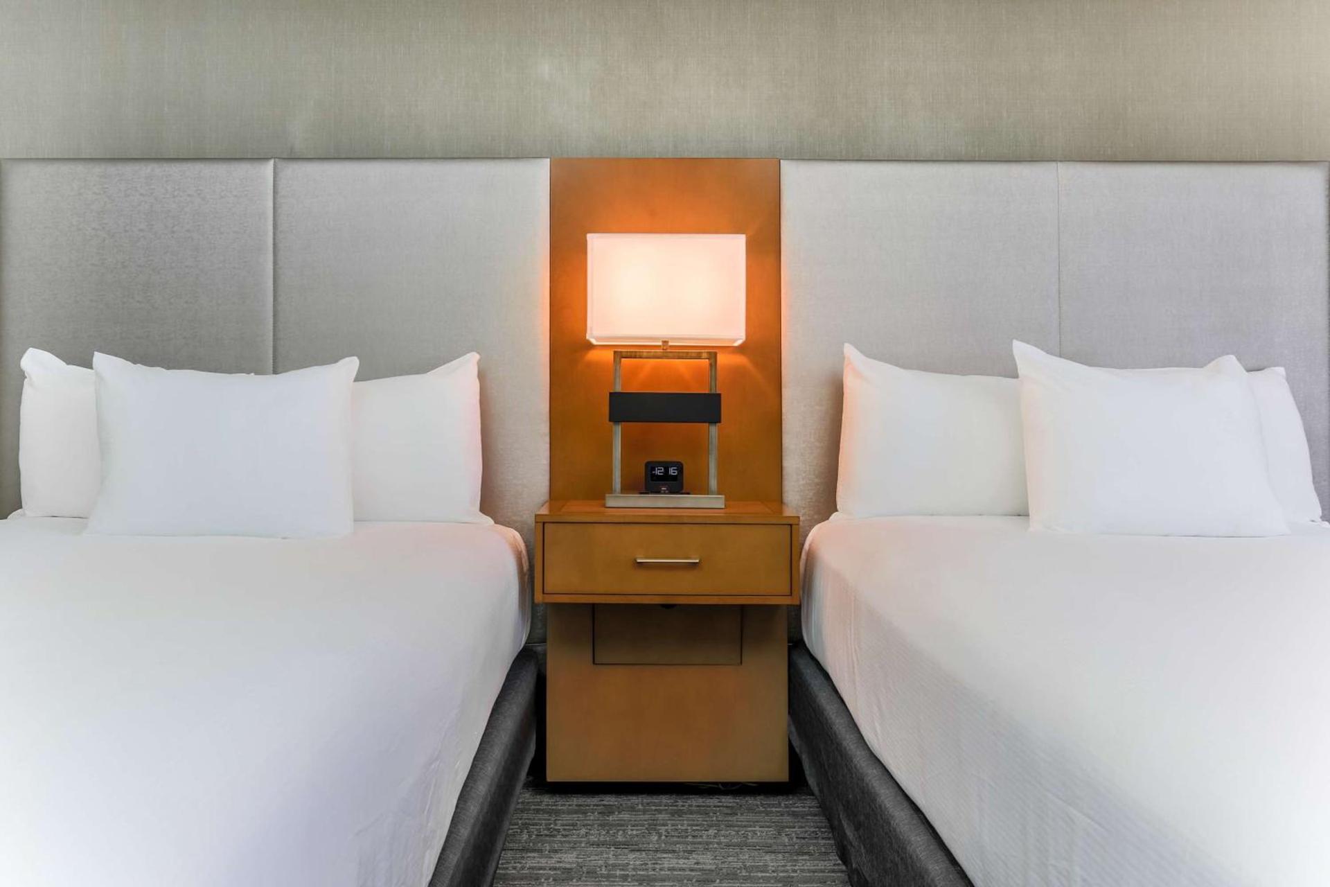 DoubleTree by Hilton Atlanta Airport photo 15