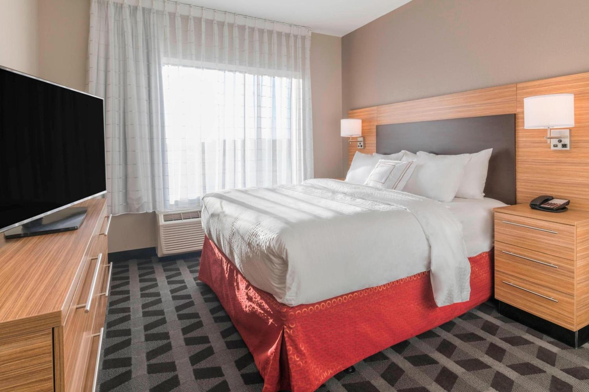 Towneplace Suites By Marriott Hays photo 15