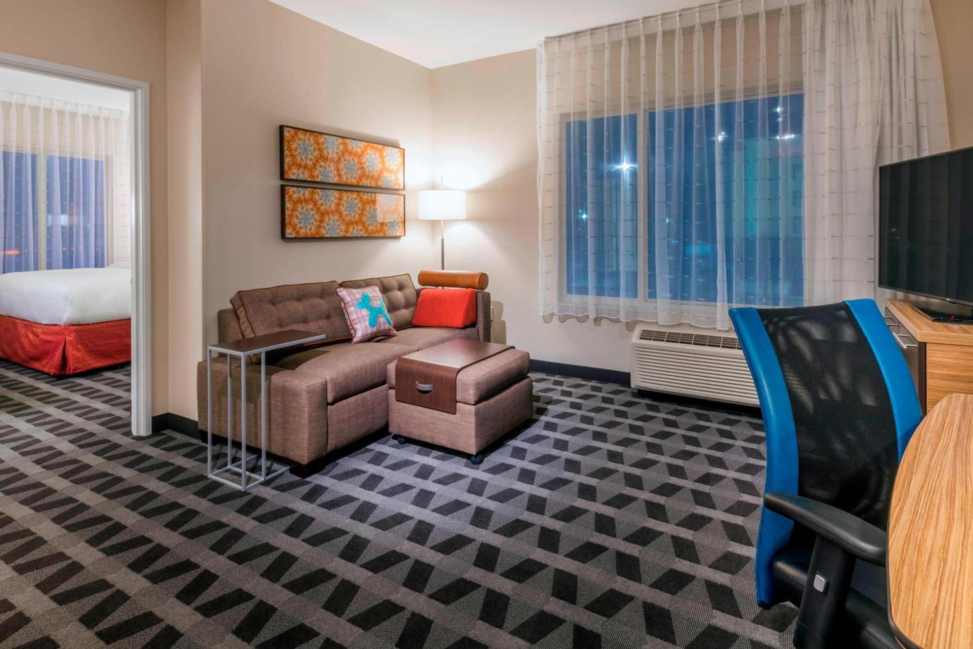 Towneplace Suites By Marriott Hays photo 19