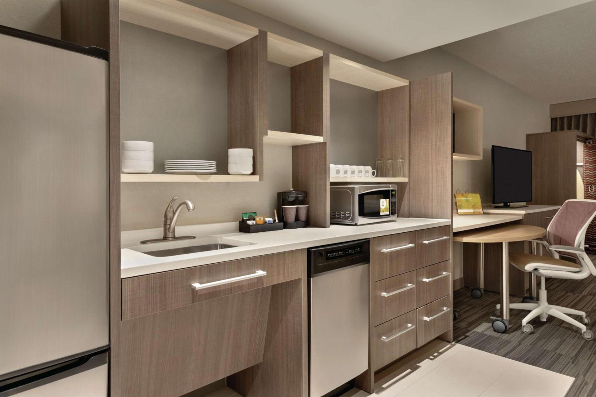 Home2 Suites By Hilton Chicago River North photo 17