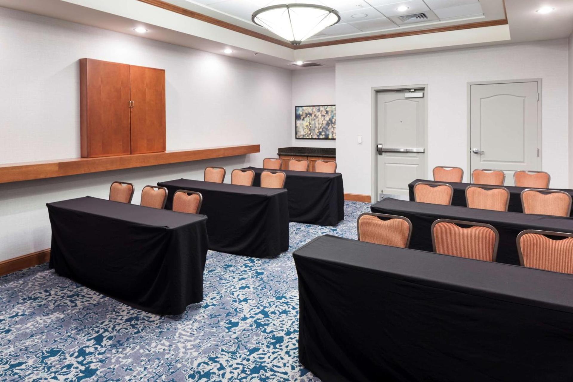 Hilton Garden Inn Austin North photo 25
