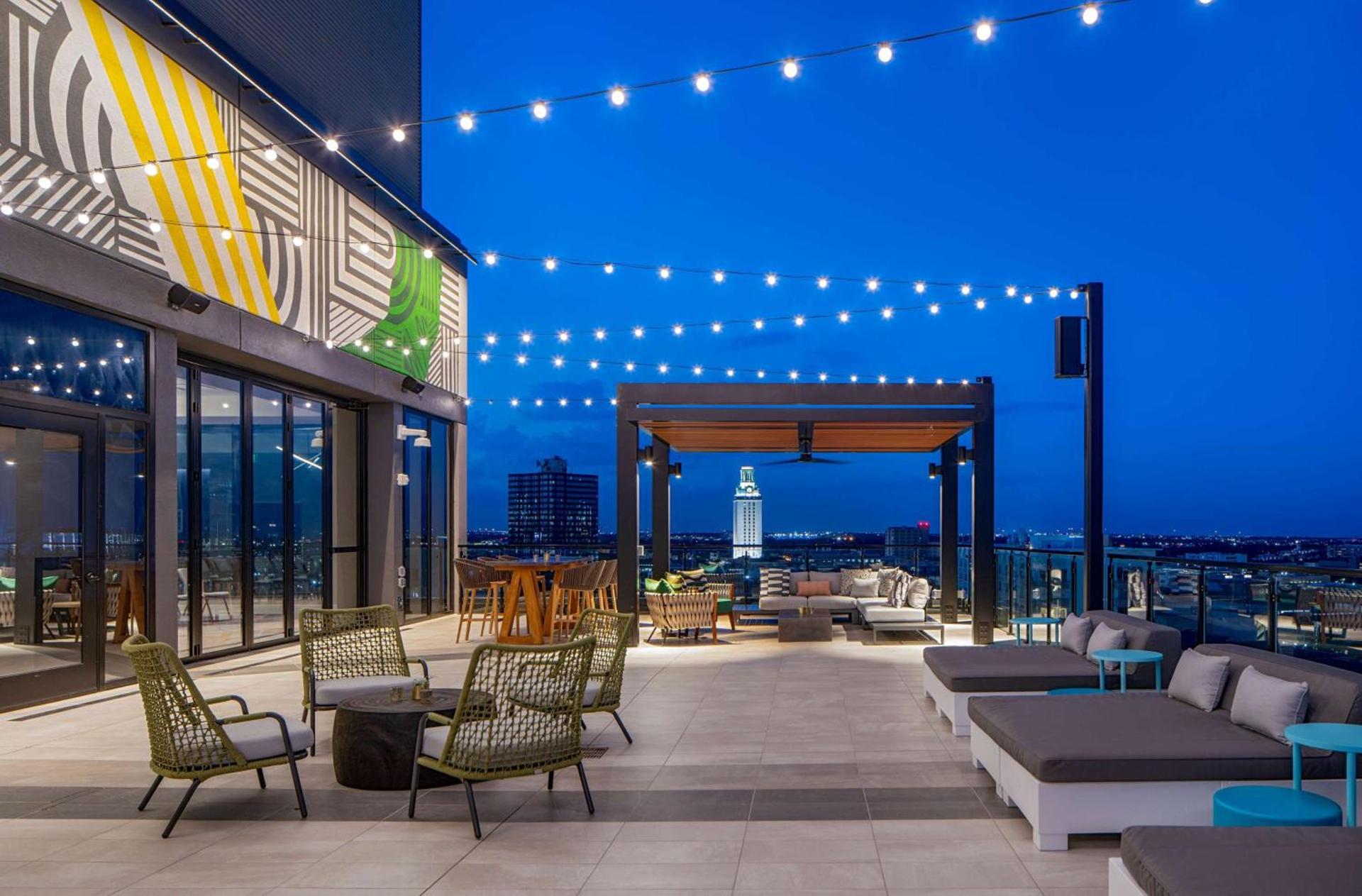 Hilton Garden Inn Austin University Capitol District photo 49