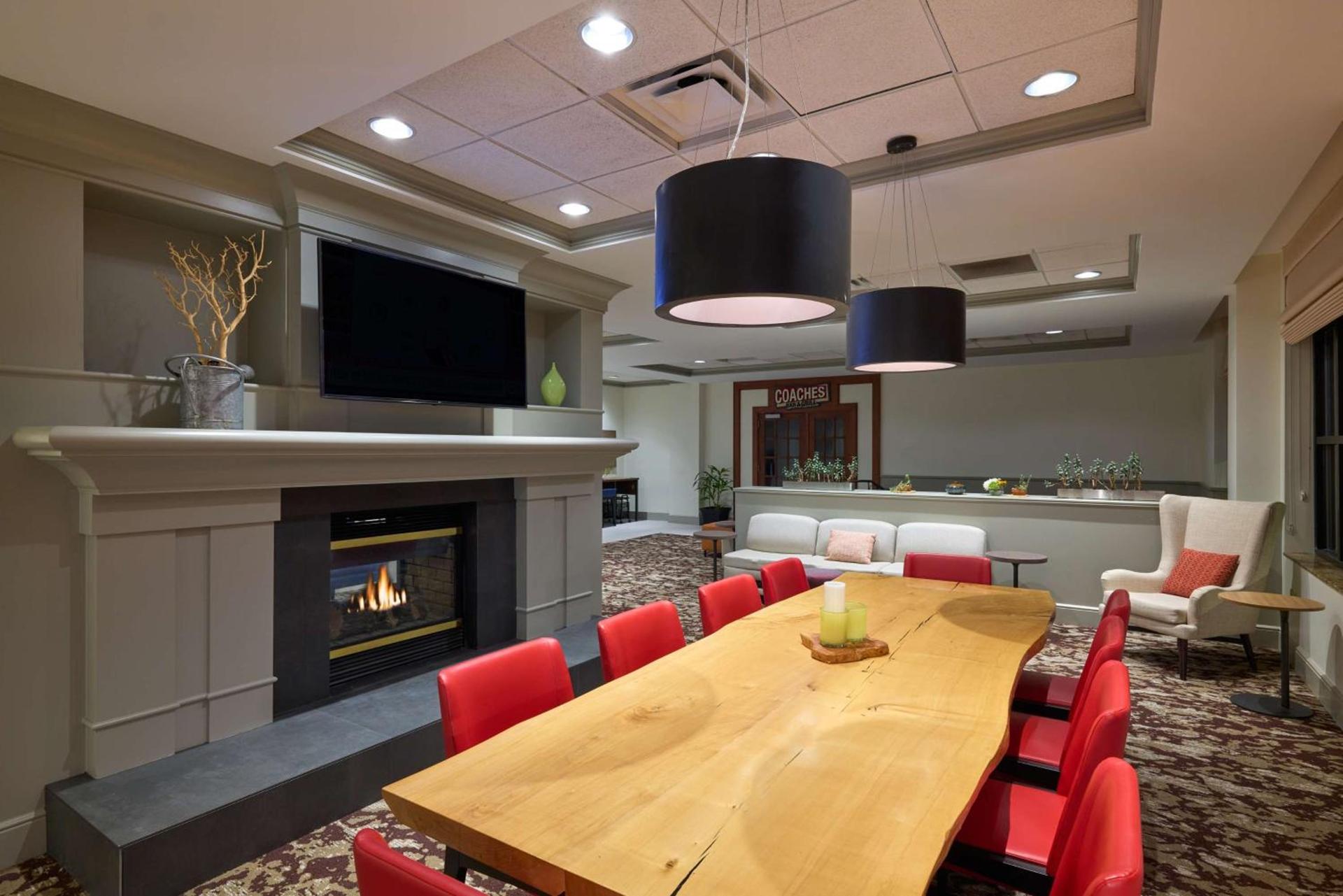 Hilton Garden Inn Bloomington photo 12